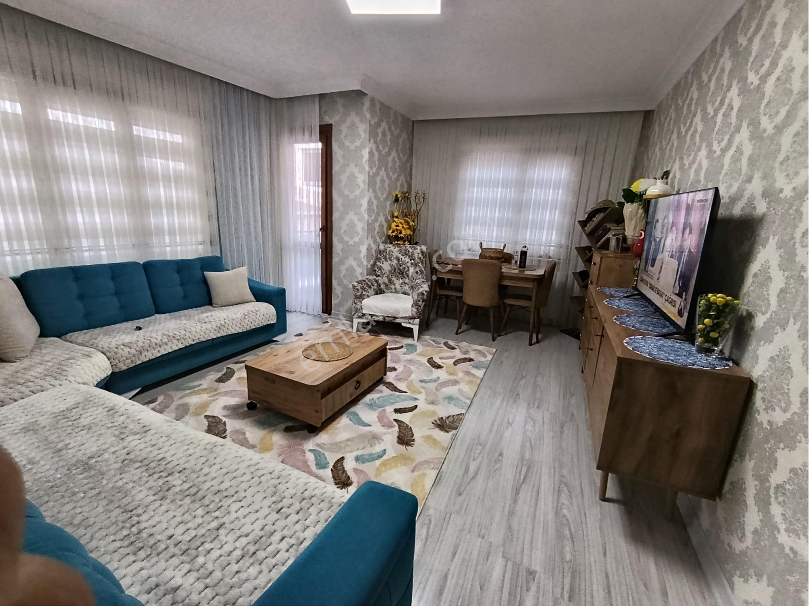 Satılık 2+1 Geniş Ara Kat 85 M2 Mevlana Mahallesi