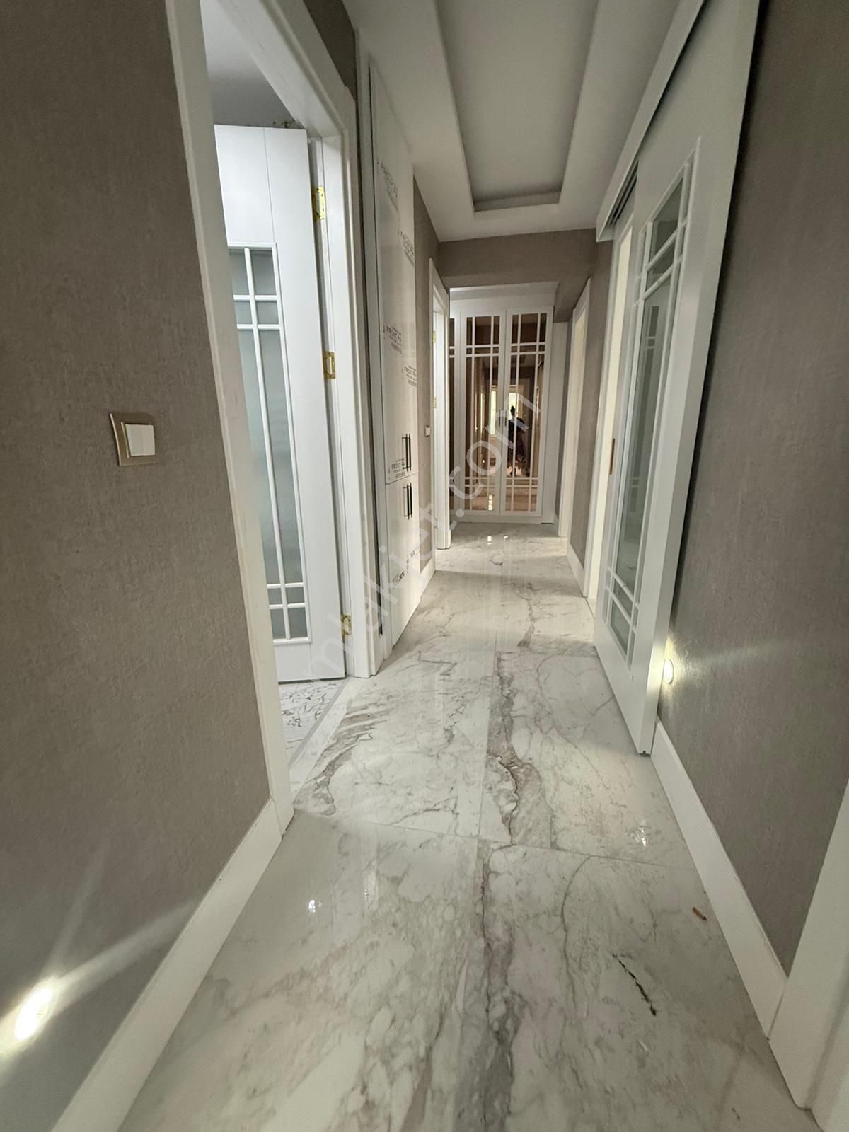 Beyazşehir Mahallesinde Giy.odalı Bölgenin En Lüksünde Son Dairemiz - Görsel 7