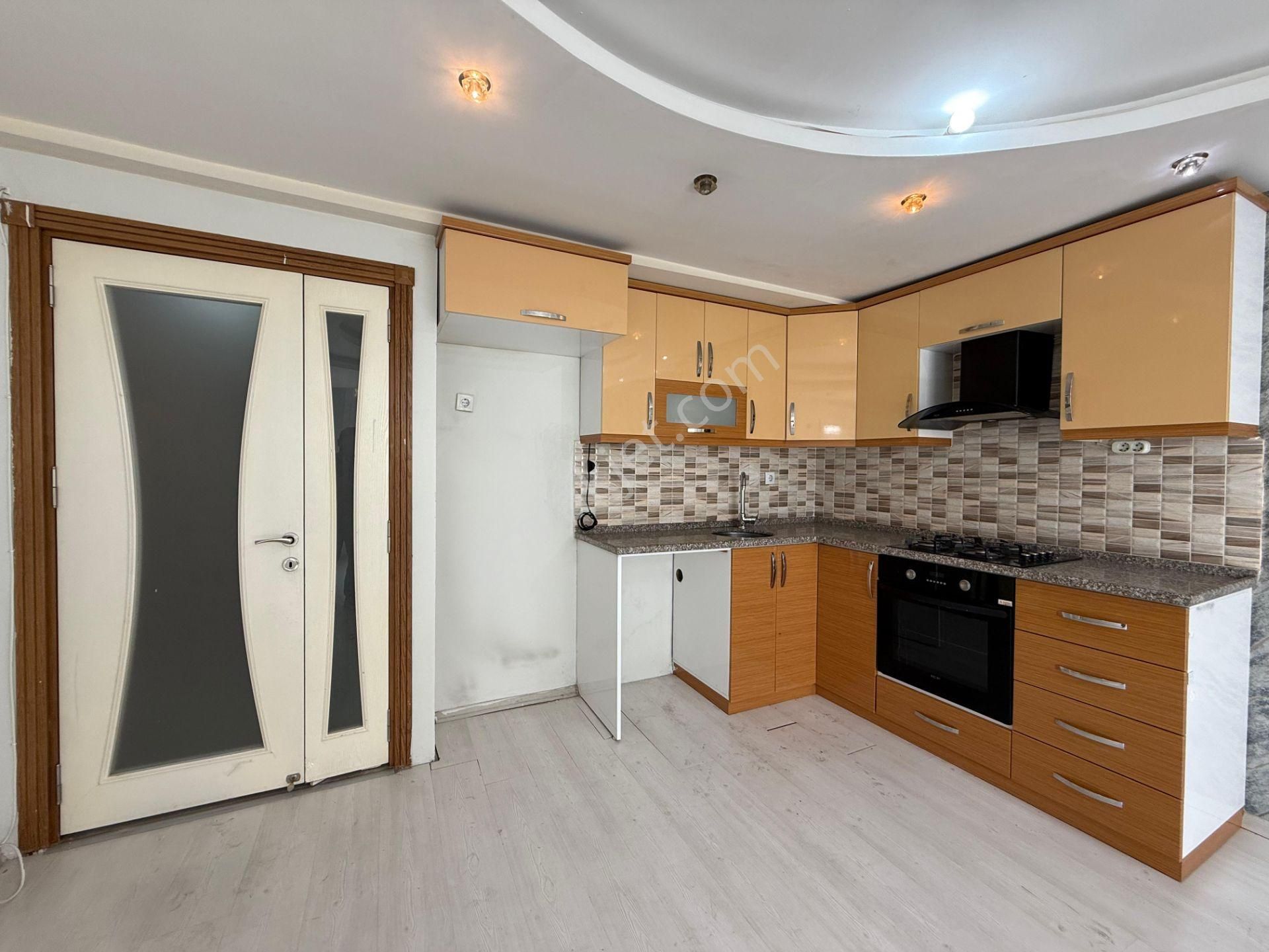 Fırsat ! Blv Üzeri/3+1/ç.banyo/g.odalı/kiler/hasarsız/iskan/lüks Kaçmaz