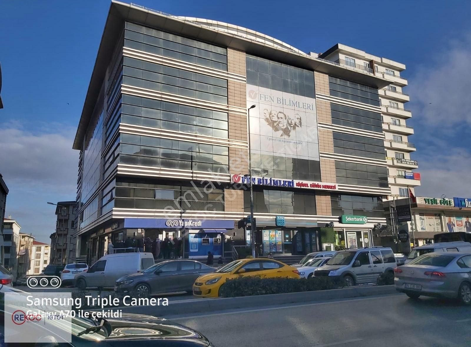 Esenyurt Doğan Araslı Bulvarı Kiralık 1.143 M² Boş Plaza Katı