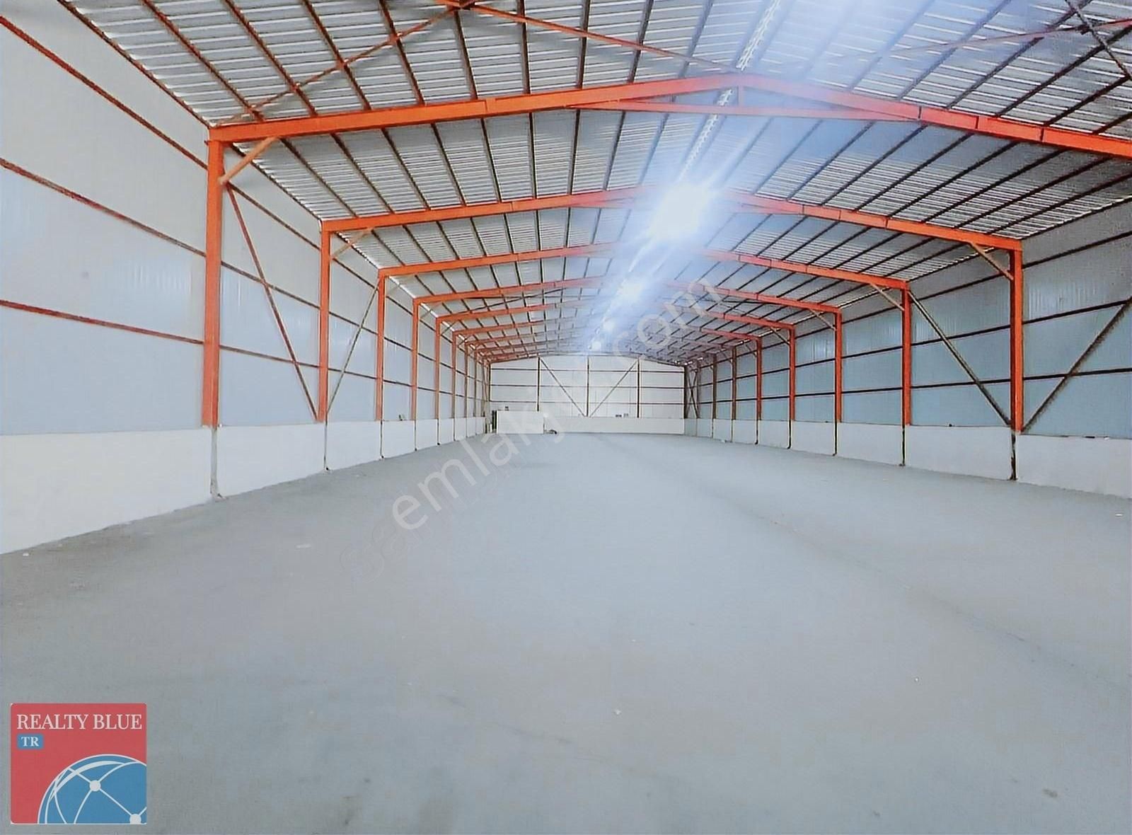 Gebze Balçık'ta Depolamaya Uygun 1100m² Kapalı 50m² Açık Alan