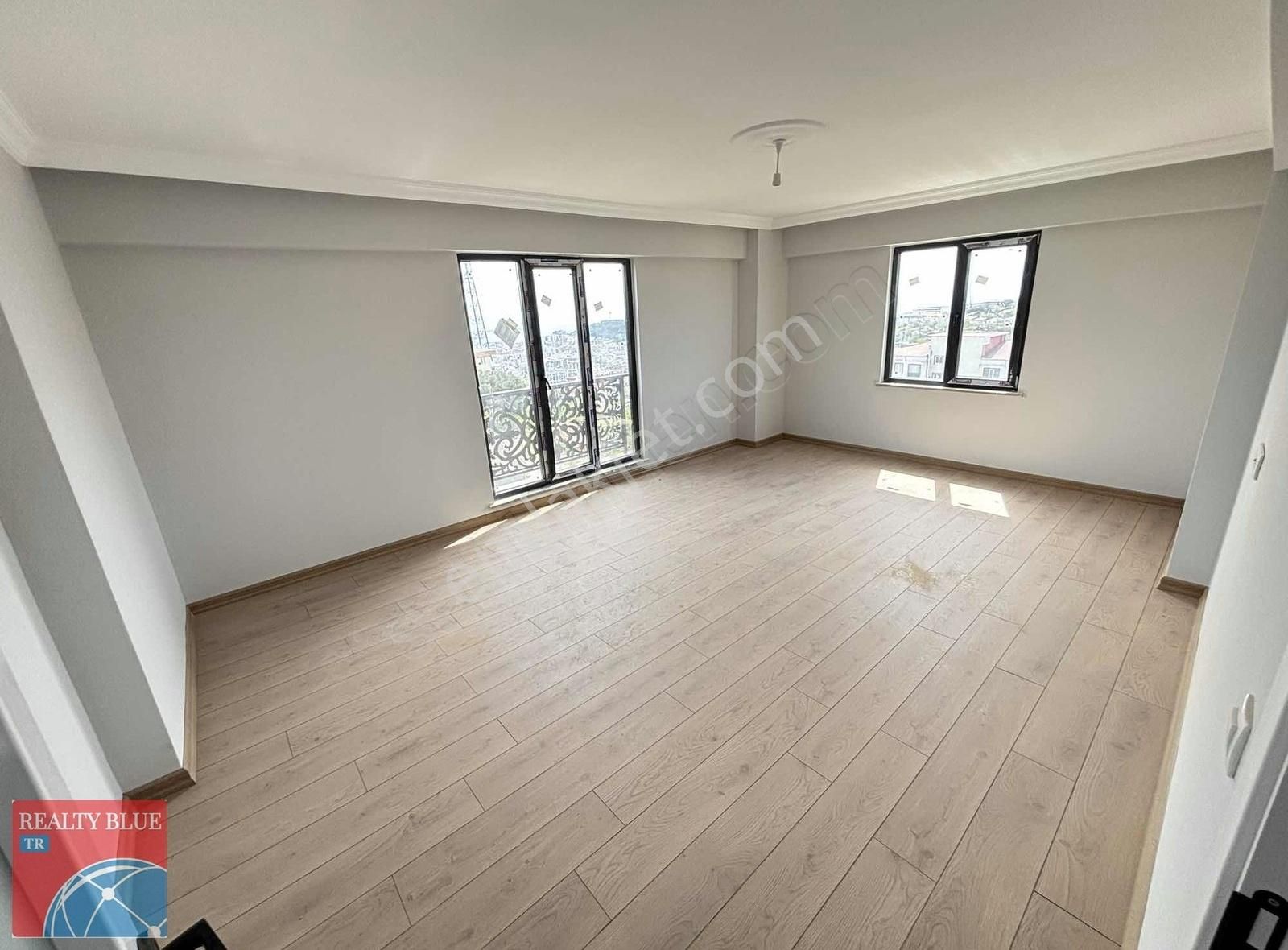 Pendik Velibaba Mahallesi Satılık Deniz Manzaralı 3+1 Daire