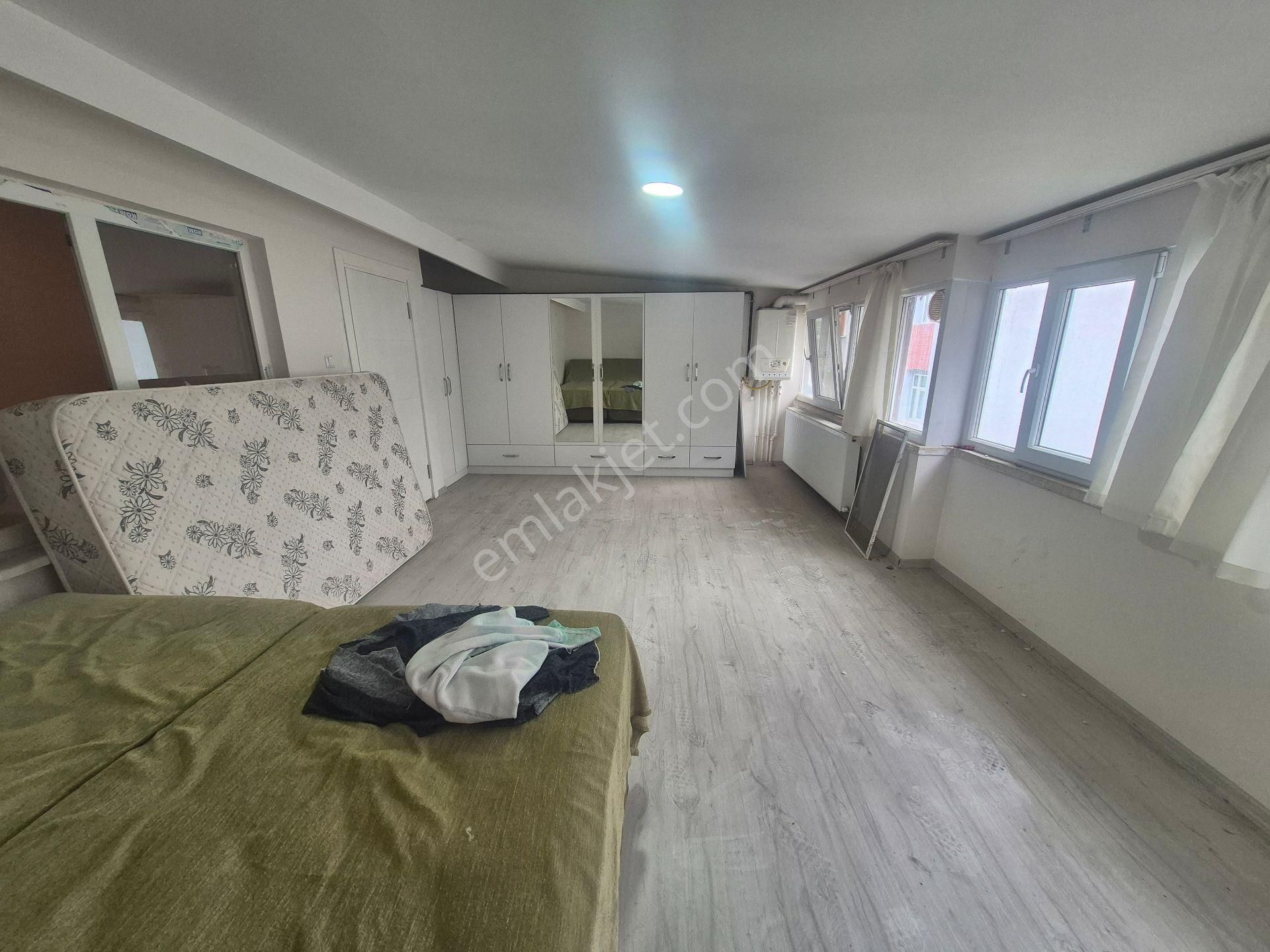 Canik Karşıyaka'da Belediyeye Çok Yakın Satılık 3+1 Daire (çatı Katı, Asansör Yok) - Görsel 8