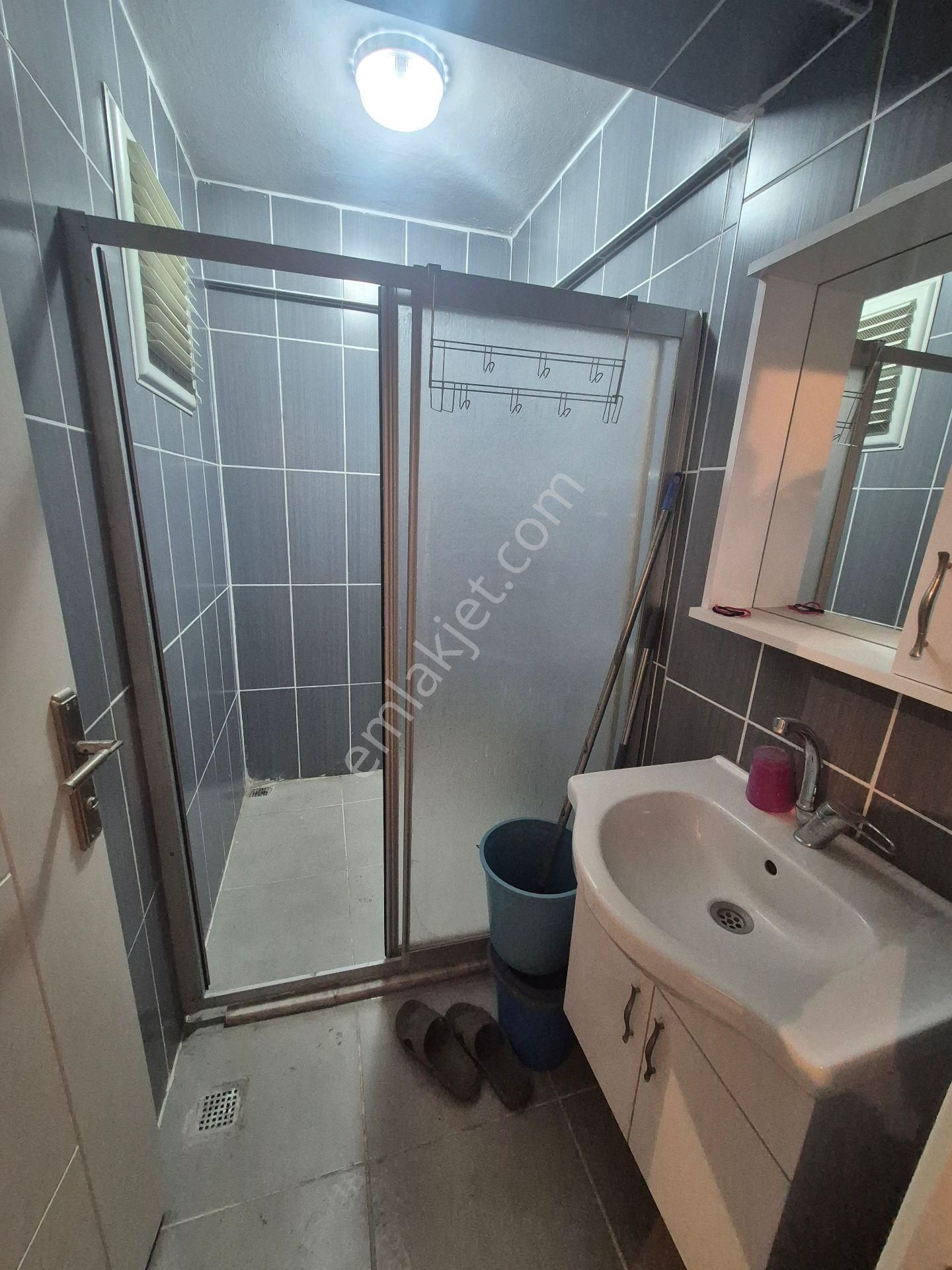 Canik Karşıyaka'da Belediyeye Çok Yakın Satılık 3+1 Daire (çatı Katı, Asansör Yok) - Görsel 11