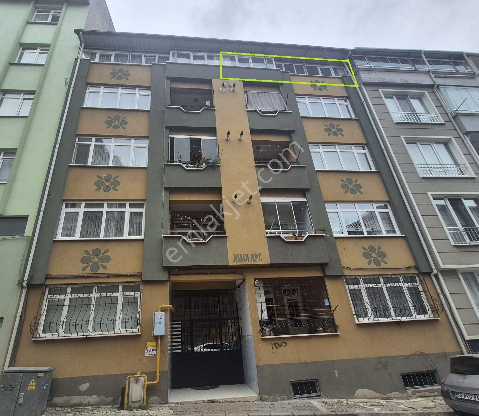 Canik Karşıyaka'da Belediyeye Çok Yakın Satılık 3+1 Daire (çatı Katı, Asansör Yok)