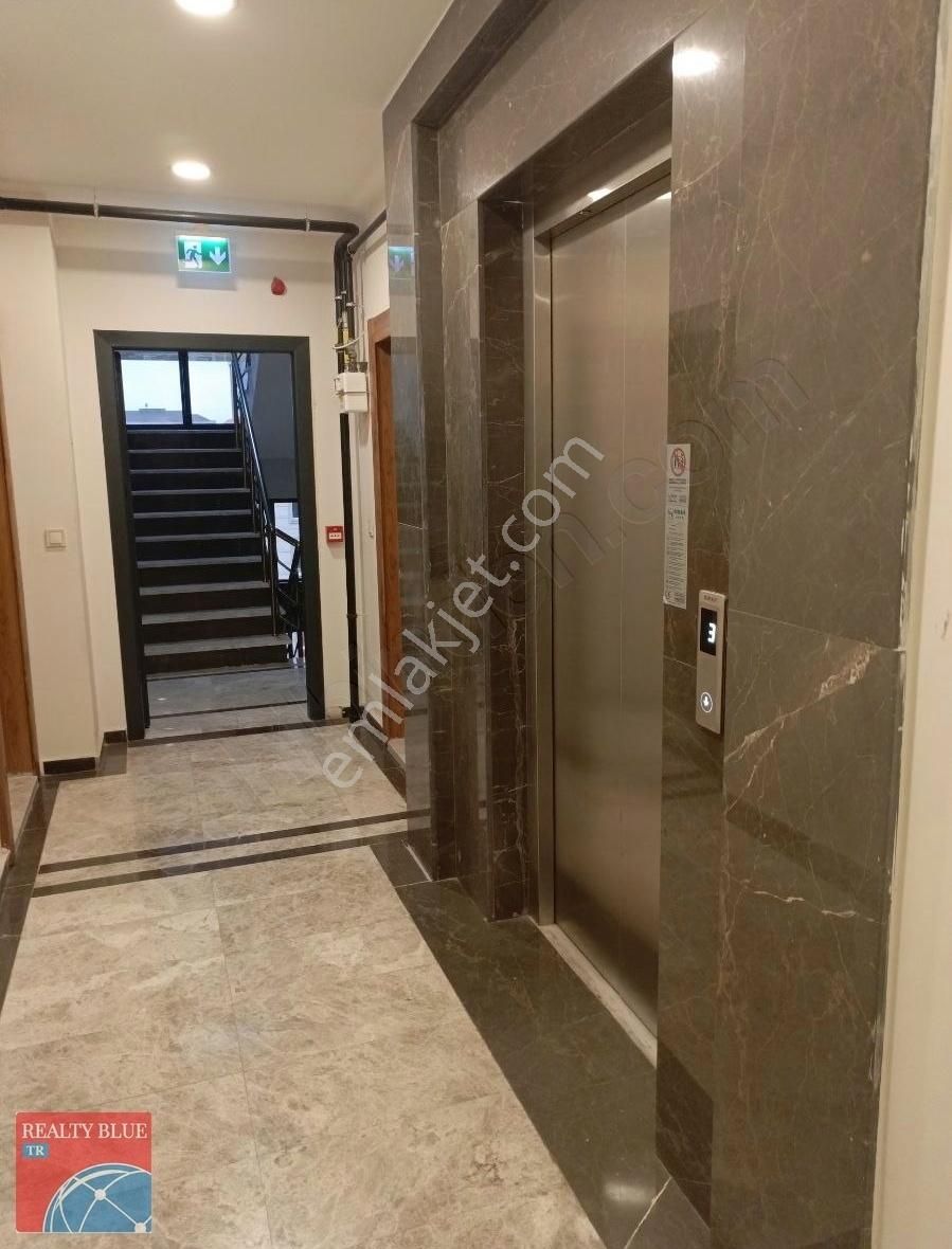 Cadde Üzerinde 2+1 100m2 Kdv Avantajlı