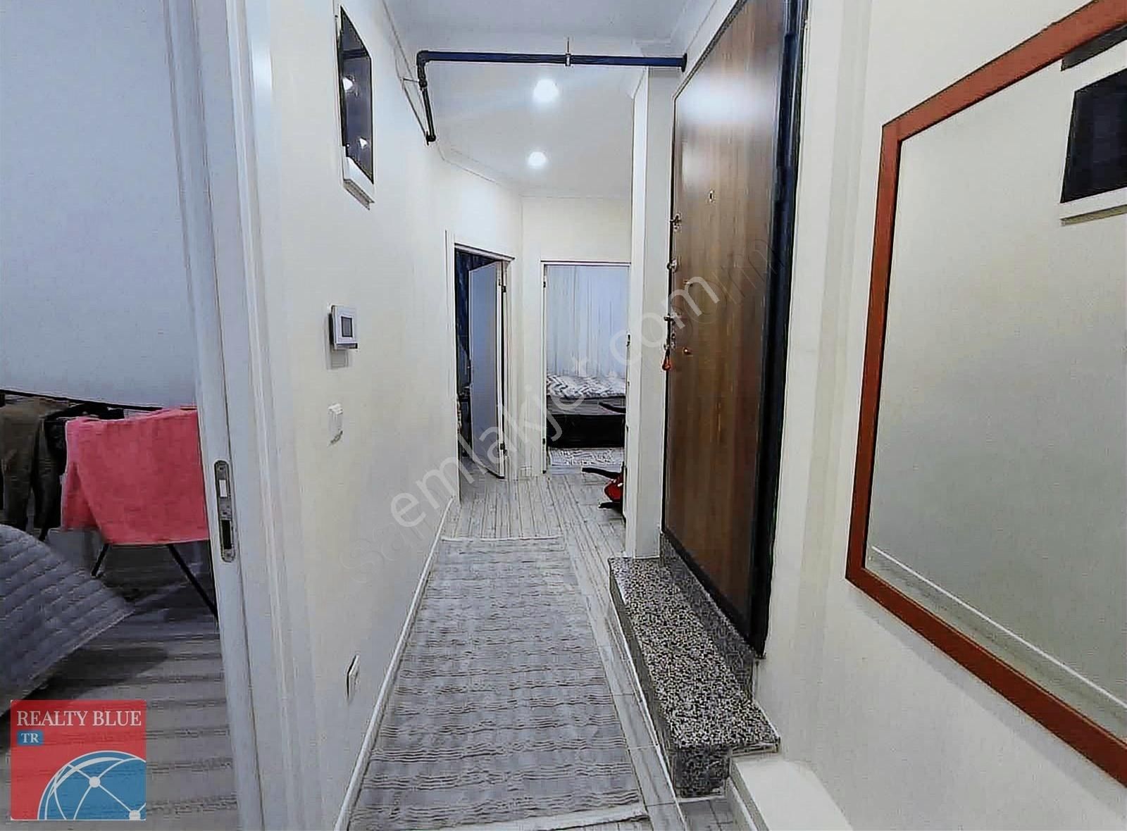 Sultanbeyli Ahmet Yesevi Mahallesinde Düz Giriş