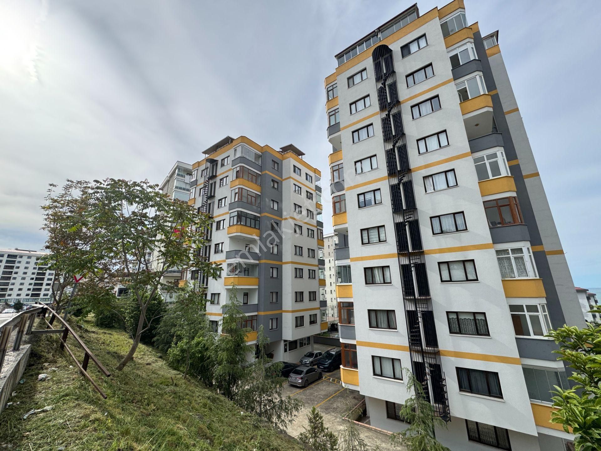 Trabzon Akçaabat Yıldızlı Mahallesi 5+2 Satılık Dubleks Konut