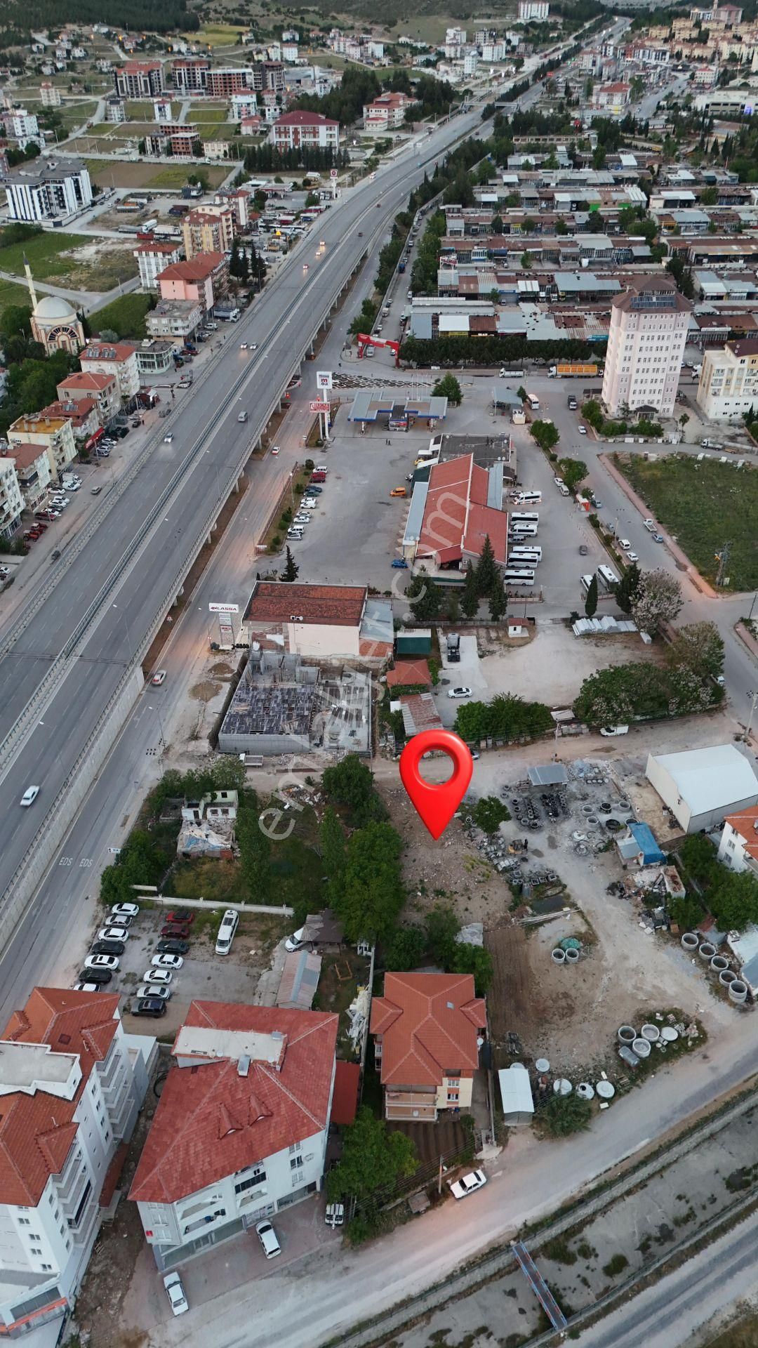 Bucak Satılık 680 M² İmarlı Arsa