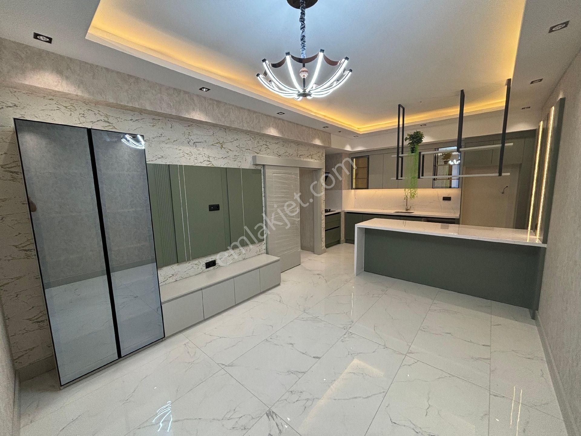 Sağlam Emlaktan Eski Stadyum Bölgesinde Satılık Lüks 2+1daire