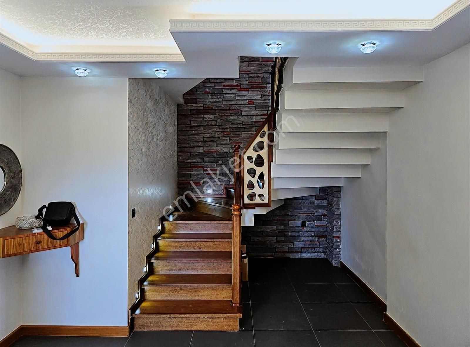 The Duru Team - Hisarcık'ta Ful Şehir Manzaralı 4+1 Gerçek Villa - Görsel 23