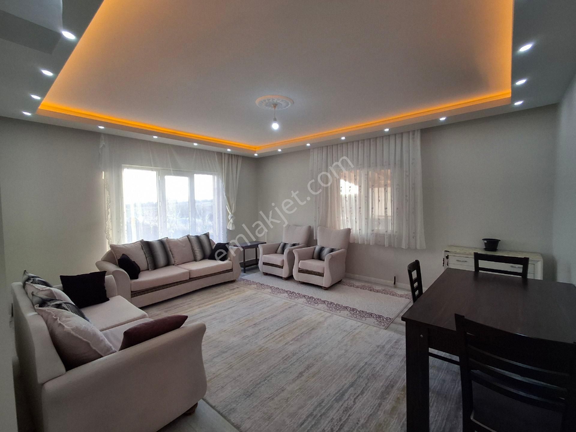 Kısmet Emlak'tan Örencik Mah. 2 Katlı 1.266m2 Villa