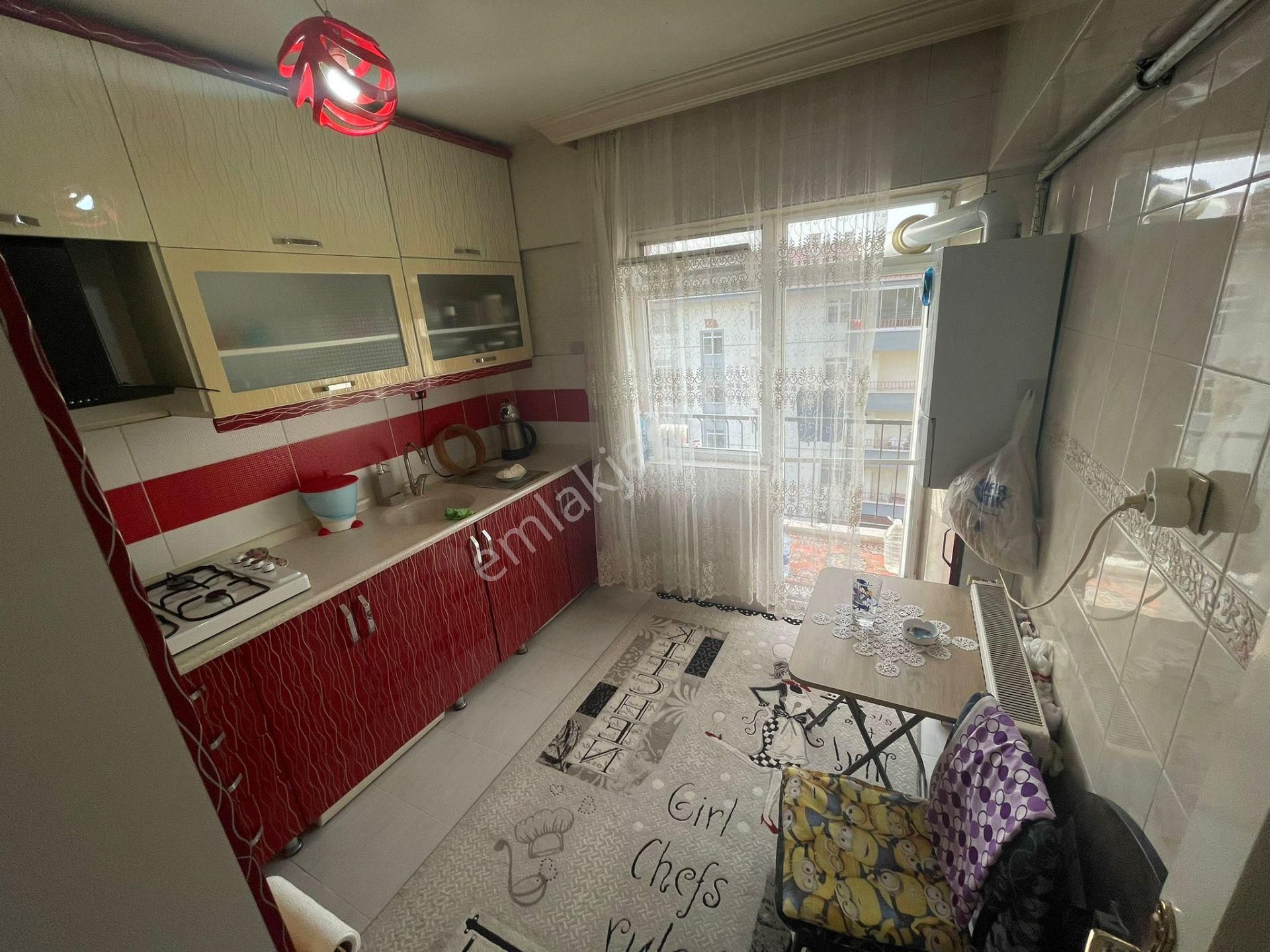 Sincan Atatürk Mhde 2+1 Katta Bağımsız Yapılı Daire