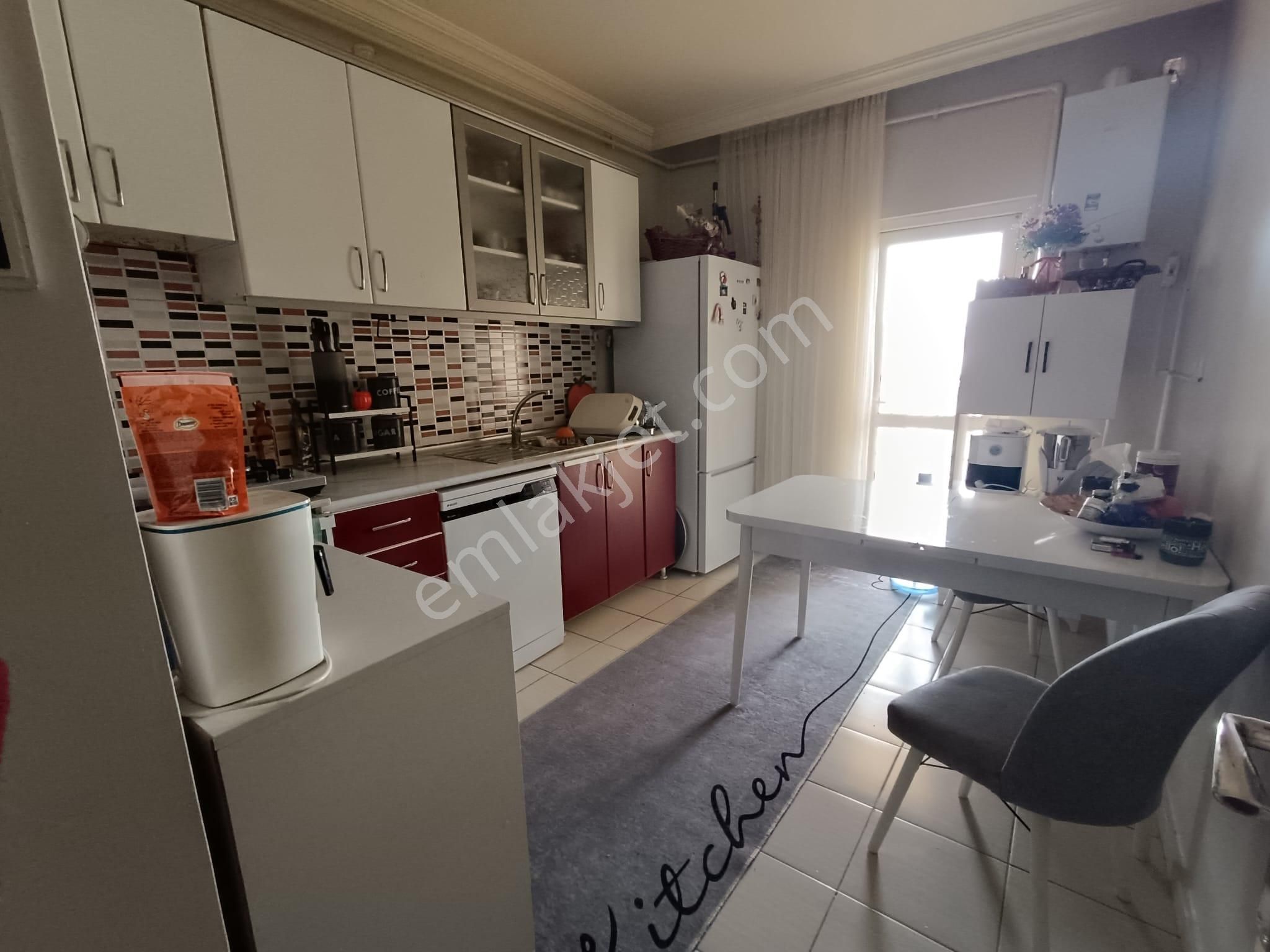Yükseltepe'de Güvenlikli Sitede 12.katta Ara Kat 2+1 / 115m2 Çok Geniş Satılık Daire