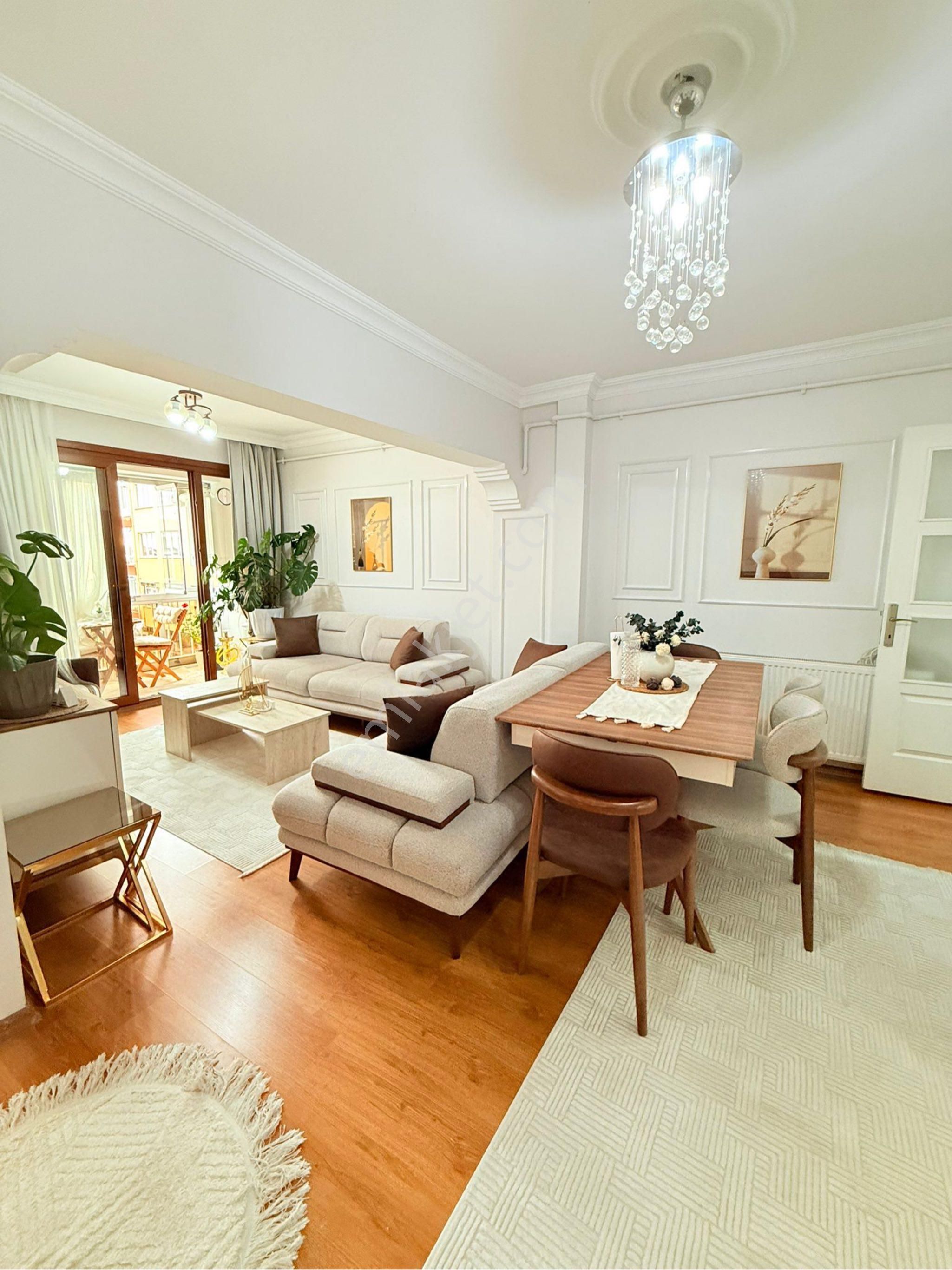 Ecem Emlaktan Altımermer Cadde Üzeri 2 Ara Kat 90m2