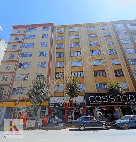 Kaymen Emlak Sakarya1 Cd Çarşı Merkez 3+1 145 M2 Arakat Eşyalı