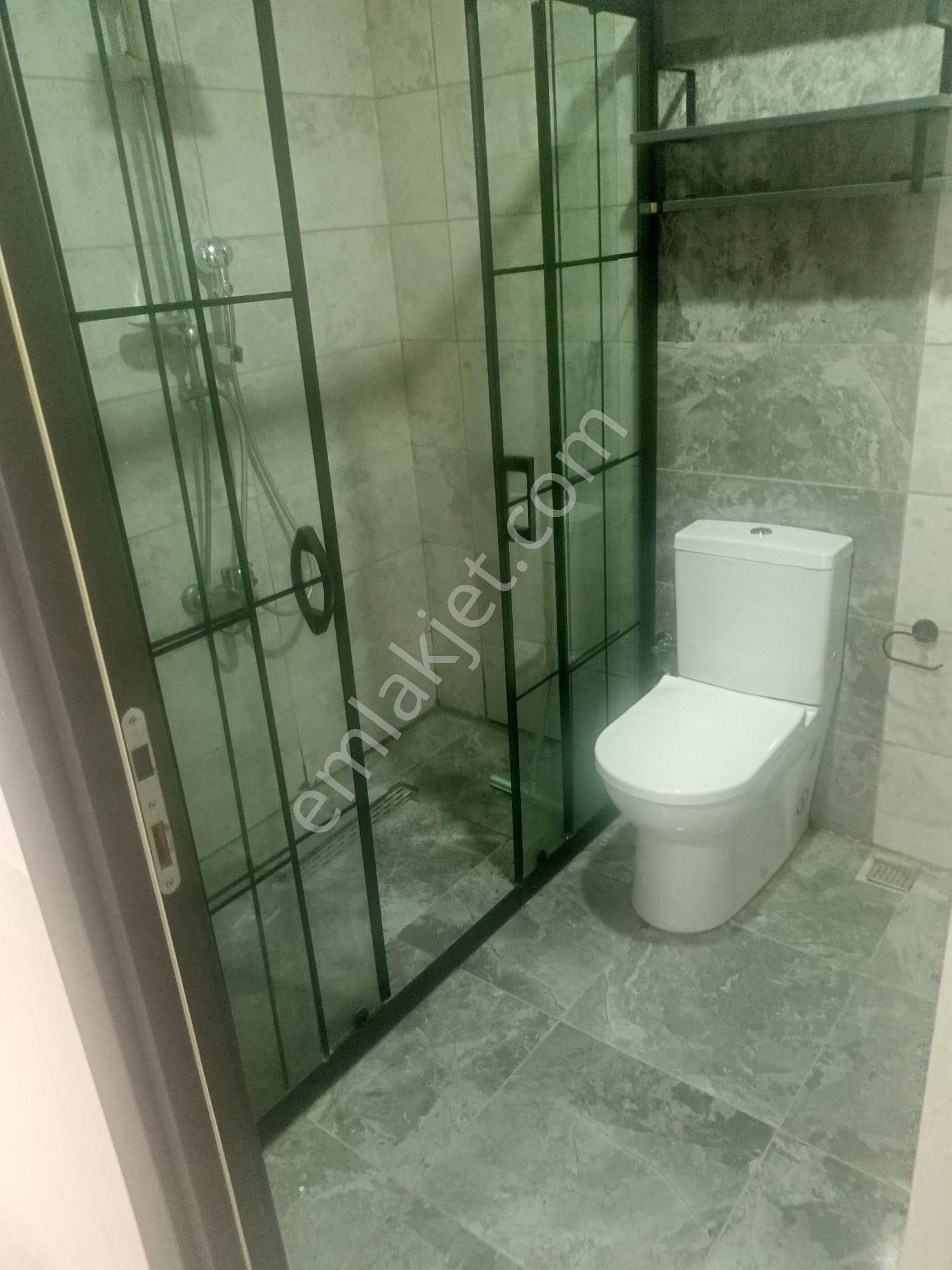 Cihangir Merkezde Sıfır 2 +1satılık Lüx Daire ( Asansör Ve Otoparklı ) Cihangir Kent Evi Karşısı