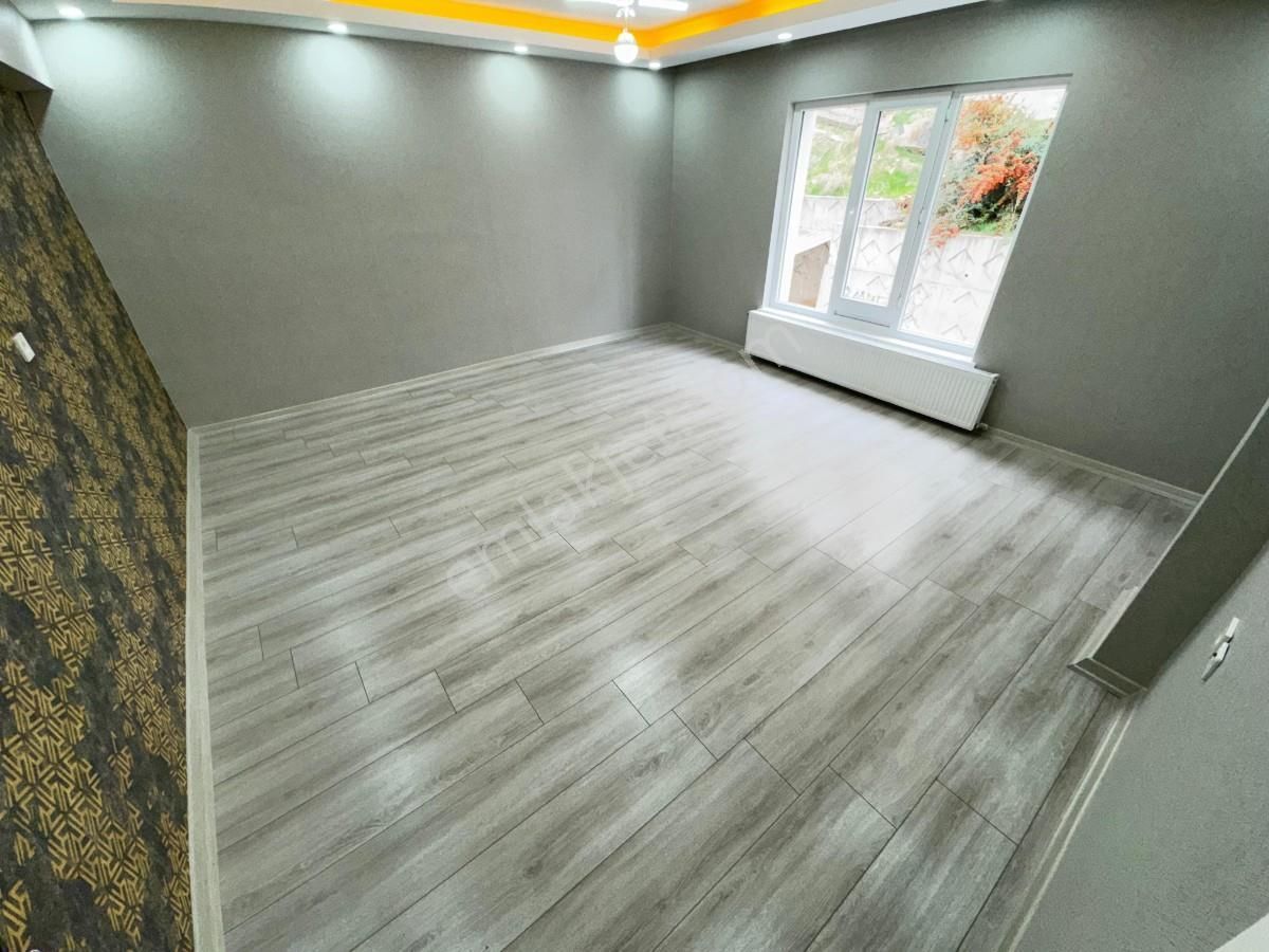 Sincan Mareşal Çakmak Mh 3+1 Lüx Yapılı Asansörlü Bağımsız Daire