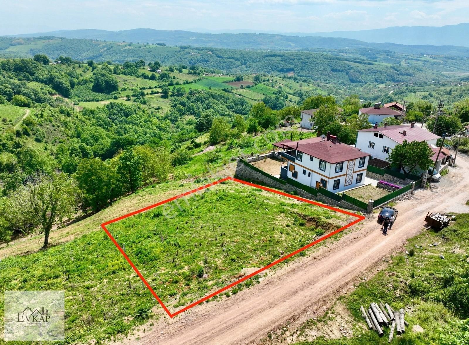 Evkap'tan İzmit'te Muhteşem Doğa Ve Şehir Manzaralı Satılık Arsa