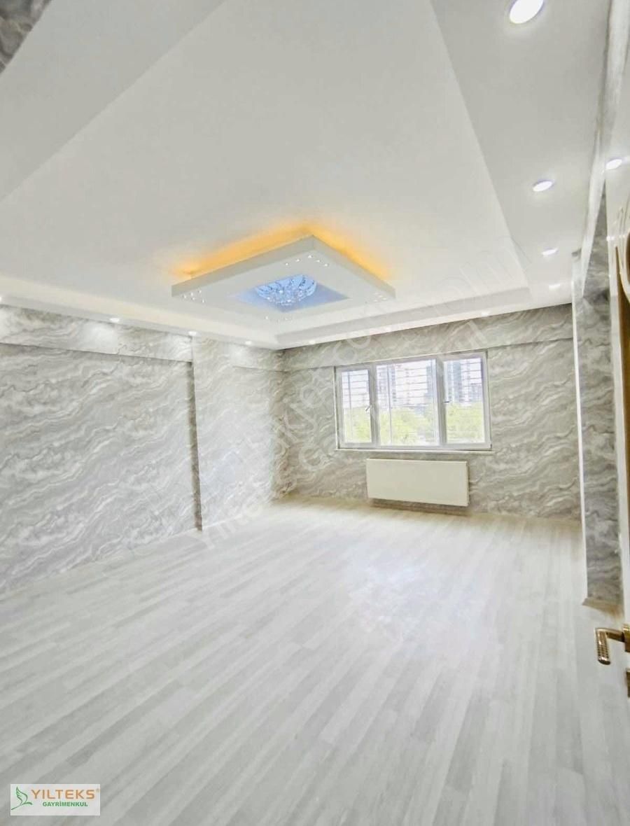 Fıstıklık Merkezde Bahçeli Site İçinde Satılık Lüx 3+1 Daire