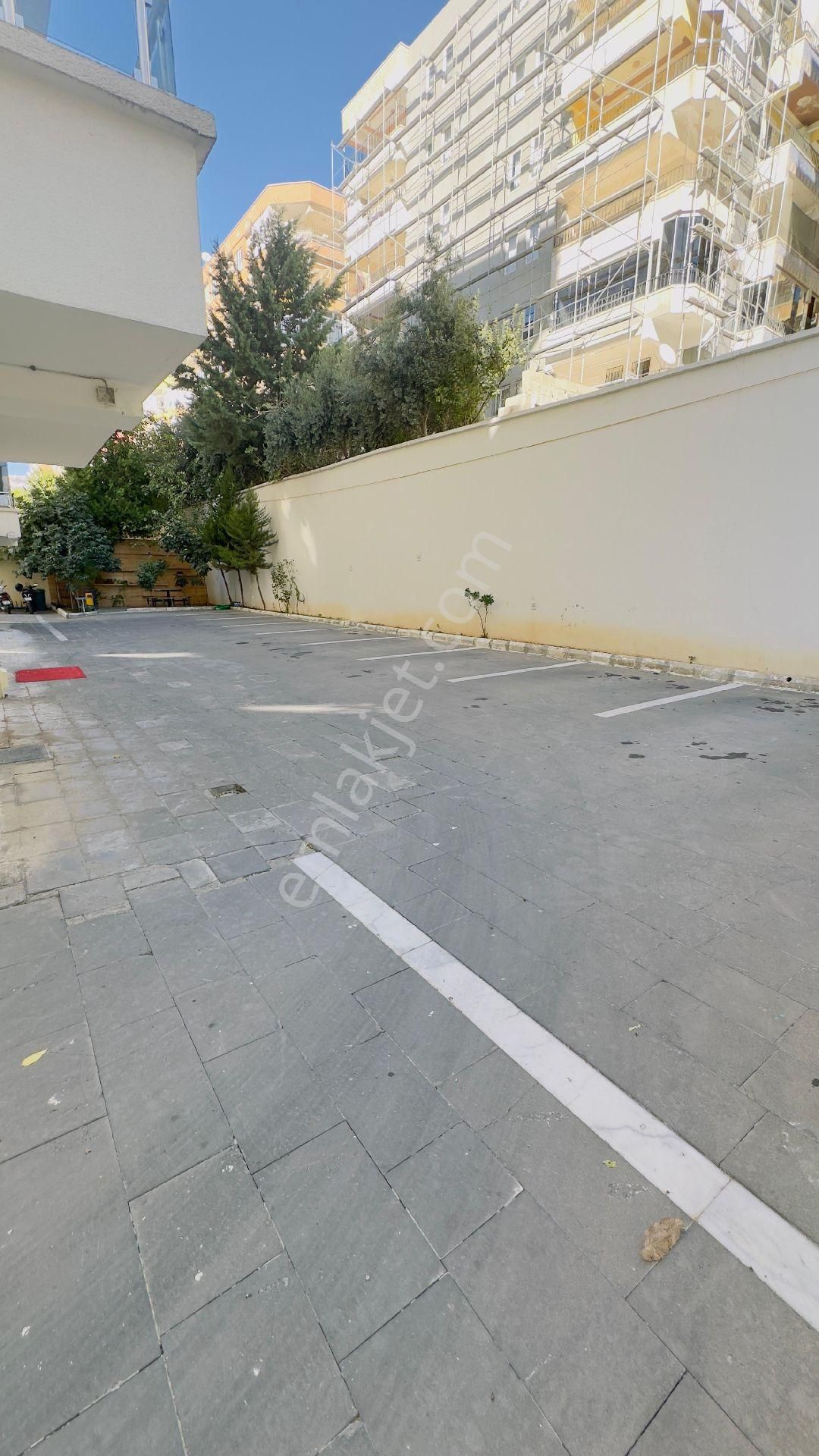 Yavuz Emlak Tan Satılık Daire Arakat Karaköprü Osmanlı Pastanesi Arkasi