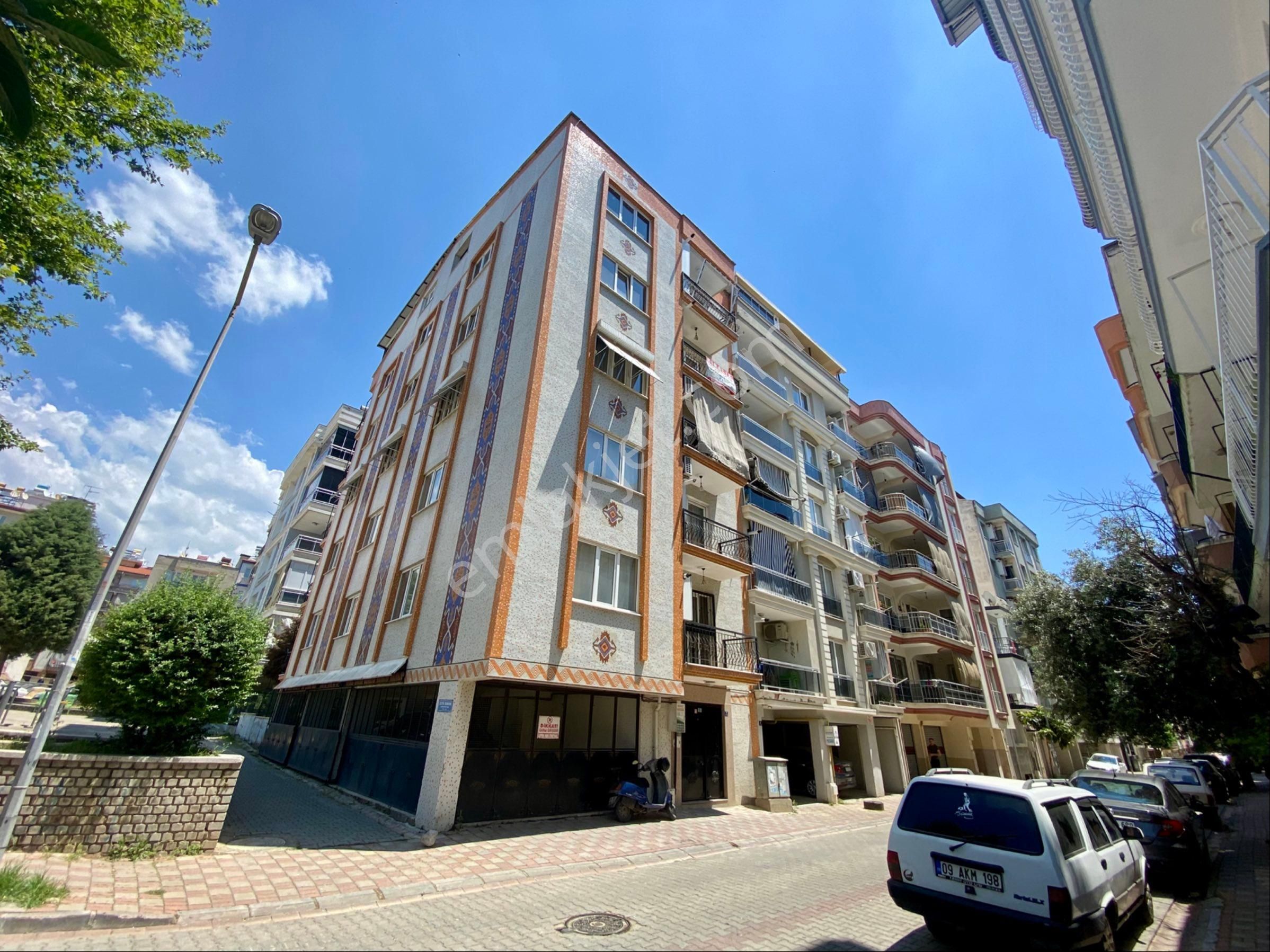 Eab’den Aydın Kiralık 2+1 80 M2 Giriş Kat İstiklal Mah. Doğalgazlı Daire