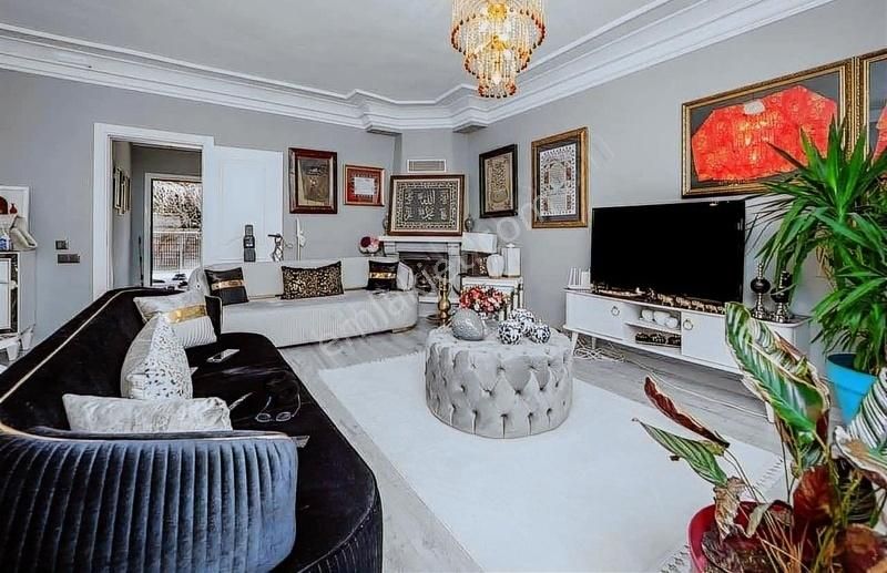Deniz Manzaralı Site İçerisinde Ultra Lux Villa