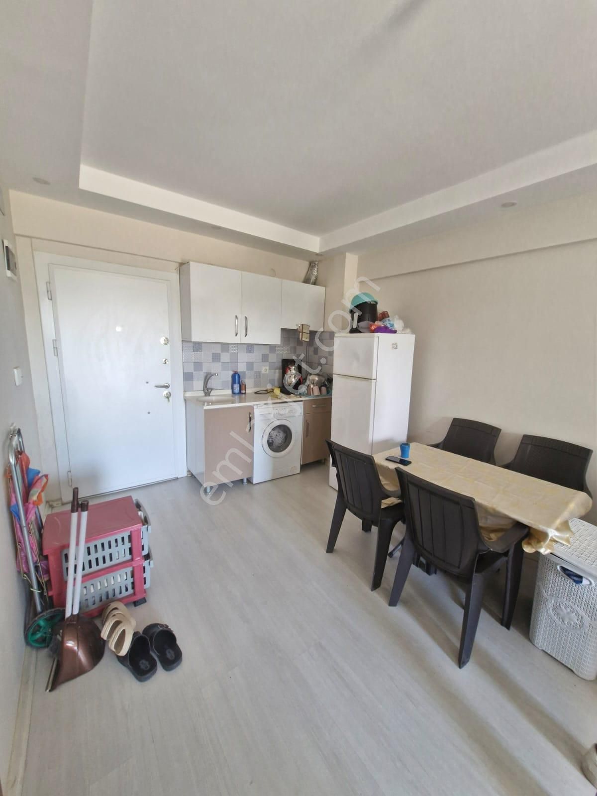 Satılık 1+1 Daire Eşyasız