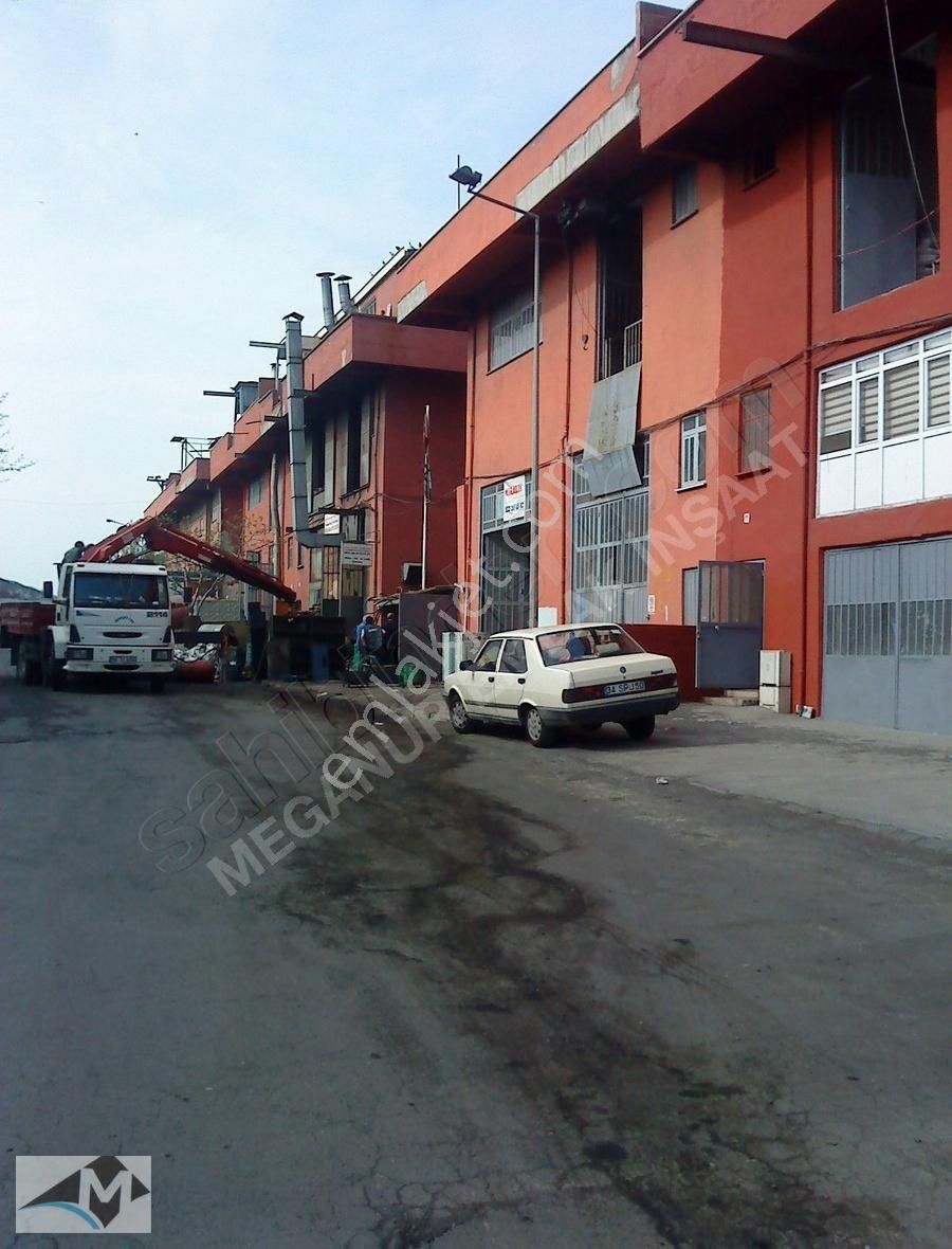 İkitelli Oranize Sanayi Bölgesinde Pik Dökümcülerde 600 M2
