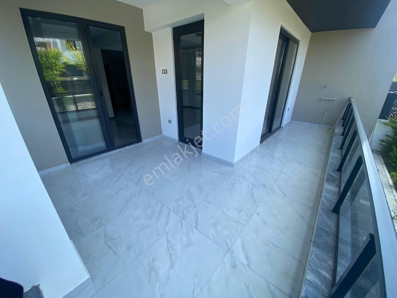 🟥🟥aktiften Burhaniye İskelede Denize Yakın Modern Tasarımlı, Geniş Bahçeli Satılık 5+1 Villa 🟥🟥