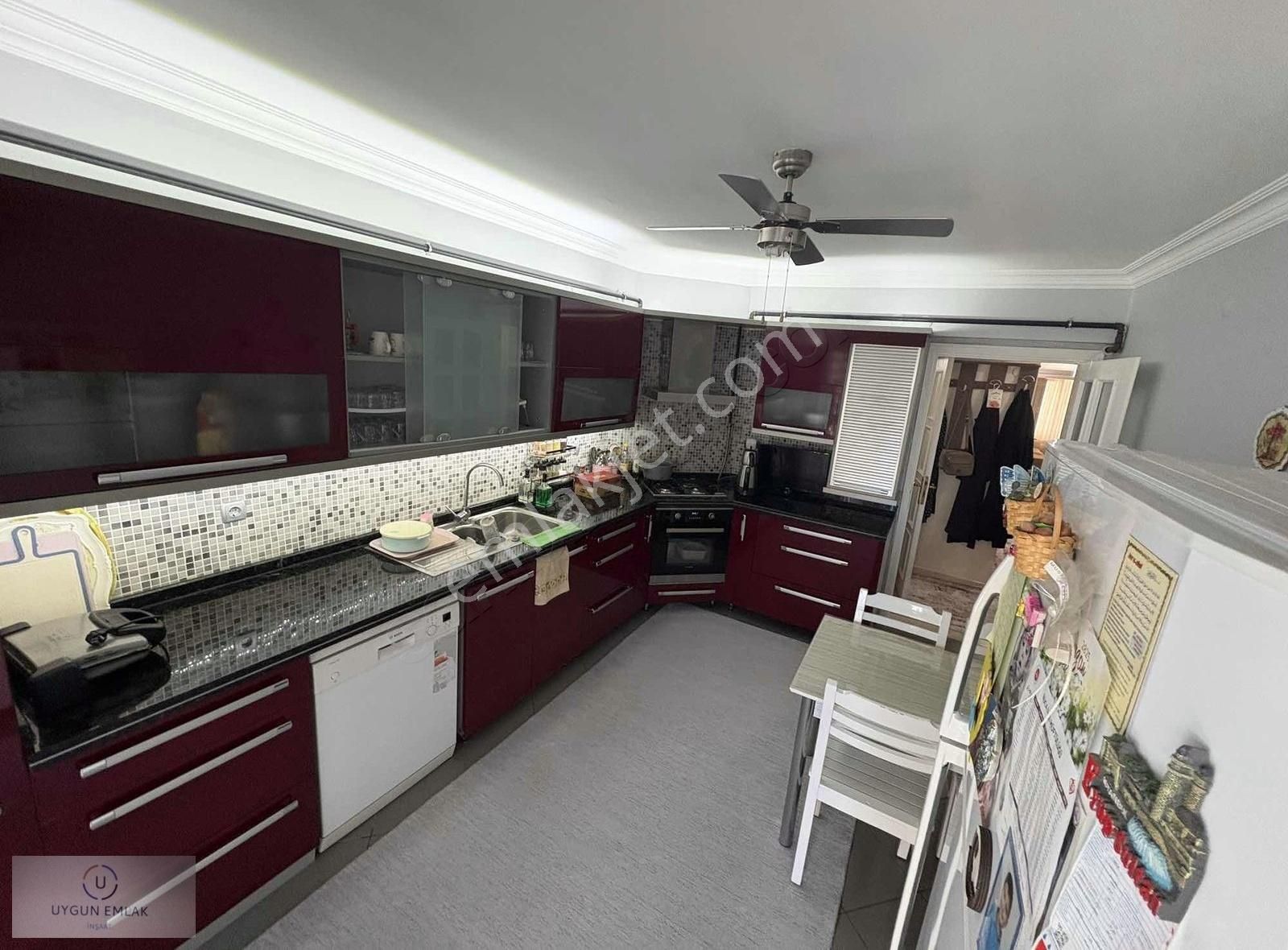 Şirinyer İznban'a Yakın Halk Bank Sokağı 170 M2 Satılık Daire