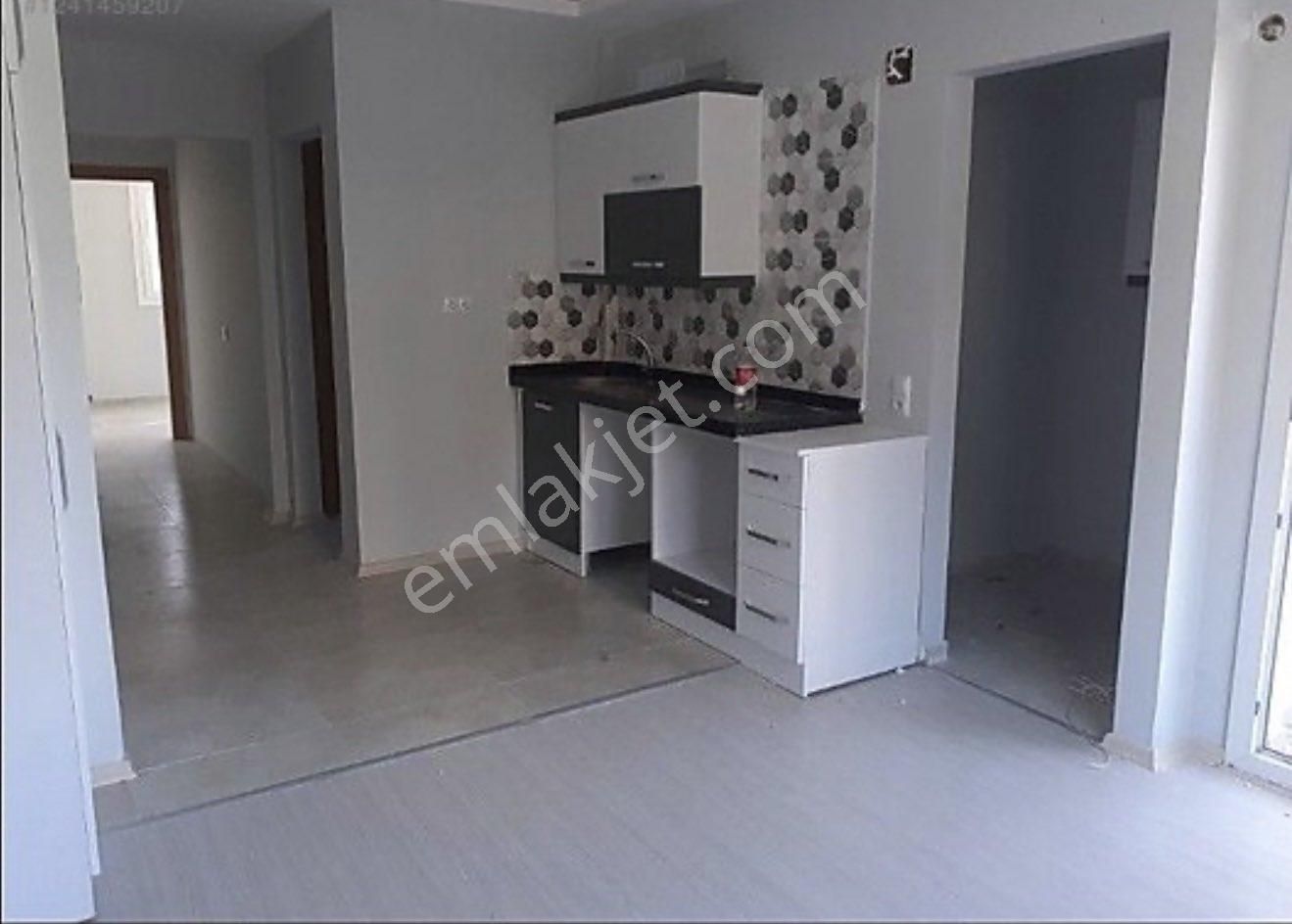 Bahçeşehir’de Merkezi Konumda 2+1 Satılık Daire – Konforlu Ve Şık!