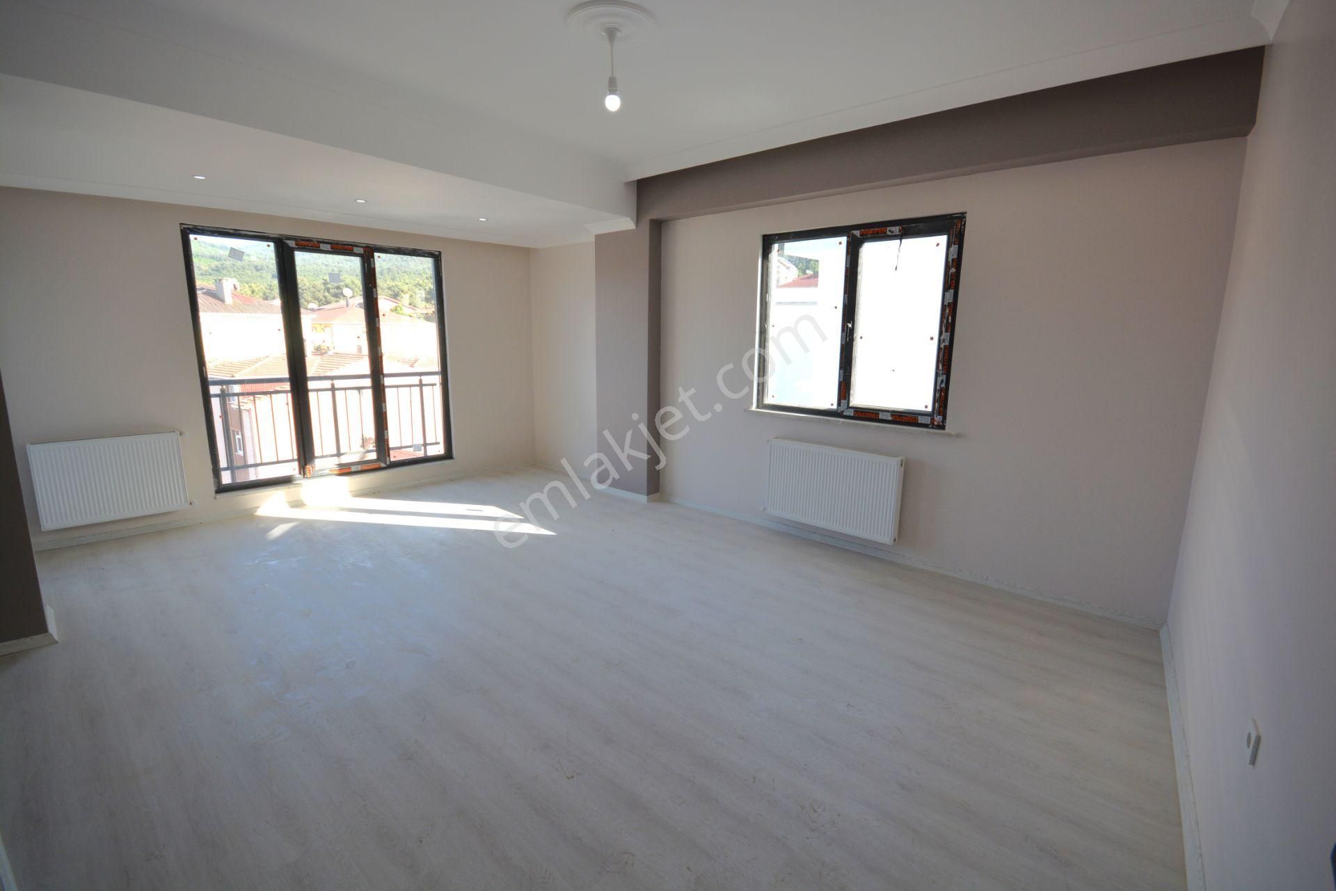 Satılık* Doğa Manzaralı 140 Metre Kare 3+1 Lüks* Üst Dubleks