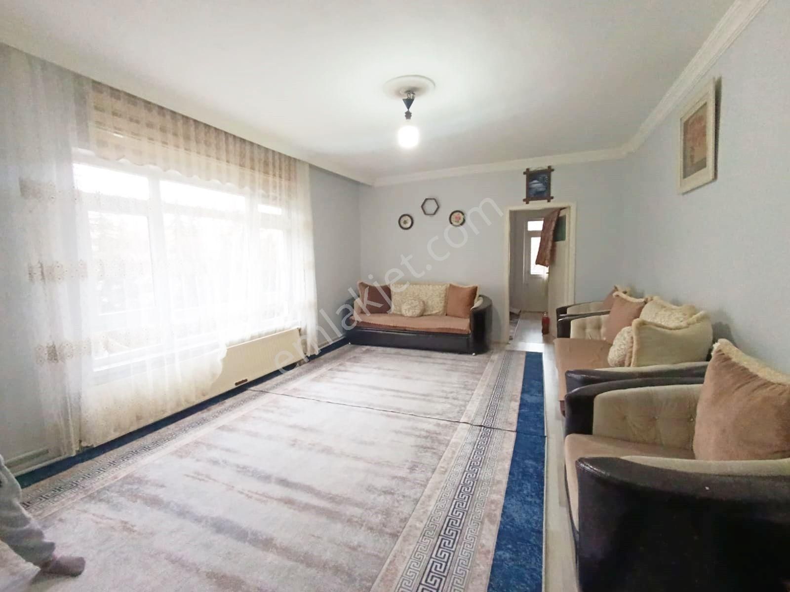Saimekadın Mah.cadde Üzeri 3+1 110m² Satılık Daire!!! Acillll!!!