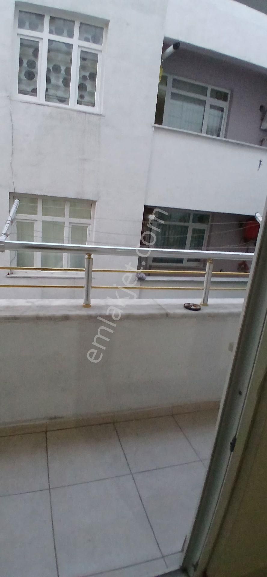 Talatpaşa Pazar Yolu Caddesi'nde Asansörlü Asansör Aktif Temiz Kullanışlı Daire