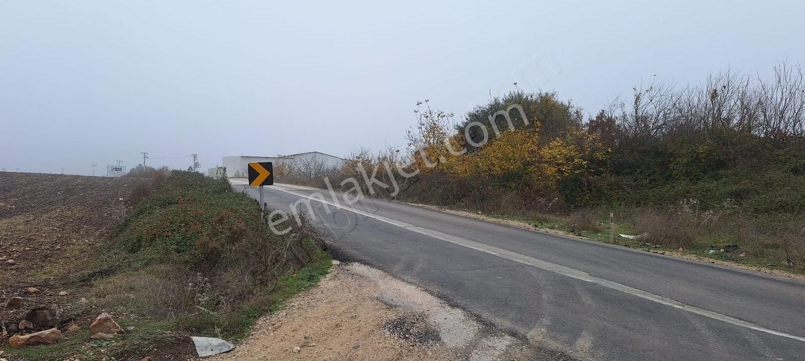 Teknosab'a Yakın Ana Asfalt Cepheli Satılık Arazi