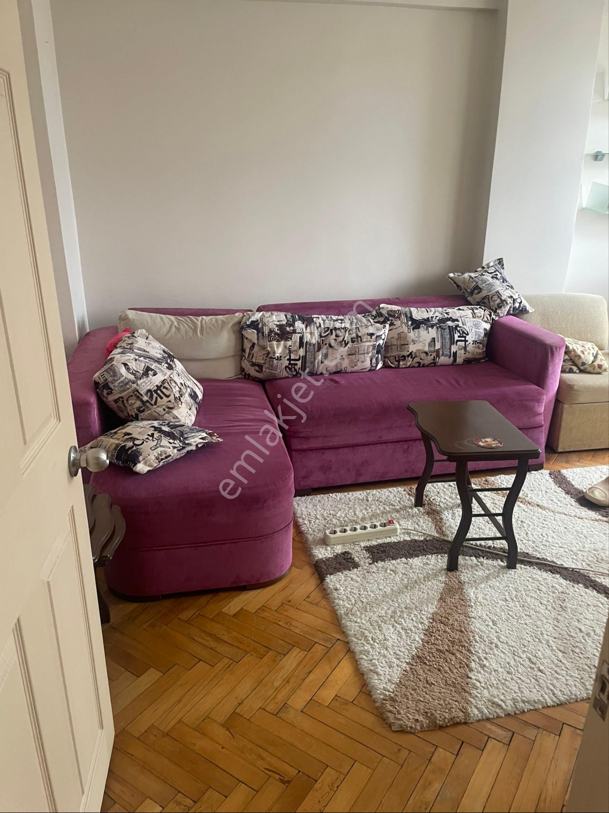 Tiamo’dan Eşyalı 2+1 3 Kat Kombili Açik Ferah