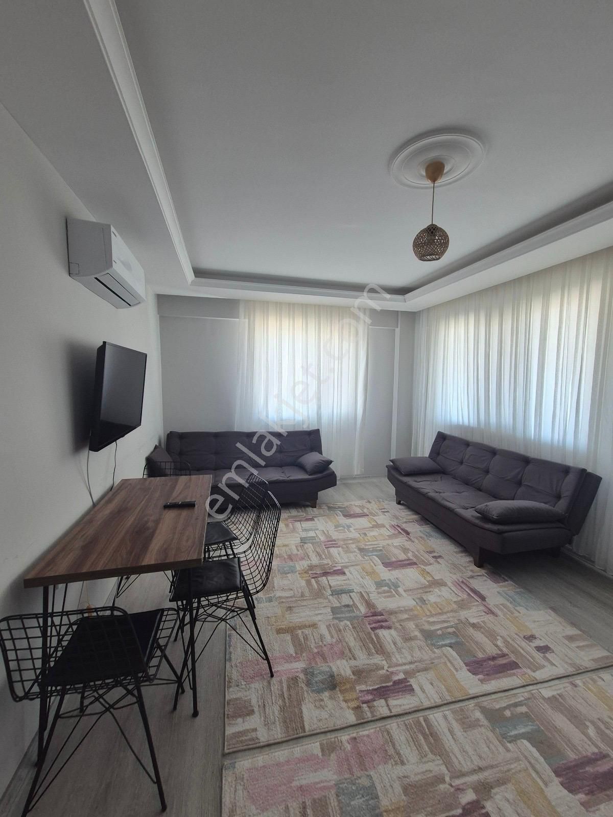 Ortaca Cumhuriyet Mah'de 1+1 Full Eşyalı Satılık Ferah Daire