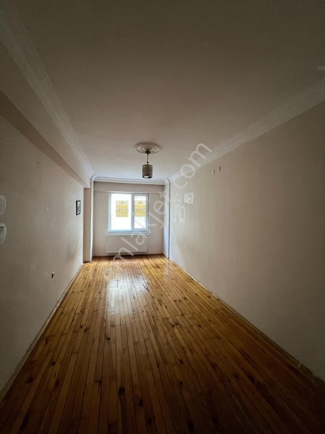 Samsun Canik Belediye Evlerinde 3+1 Asansörlü Kiralık Daire