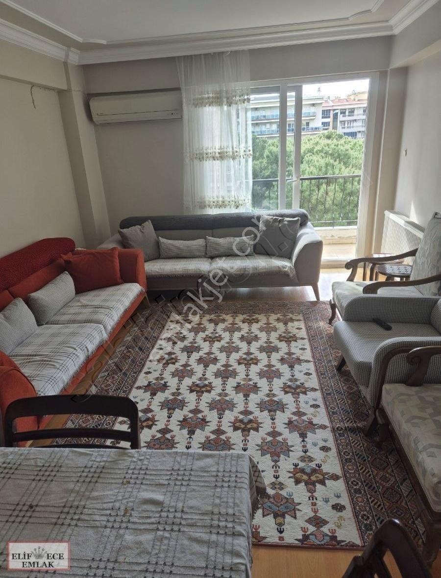 İzmir Karşıyaka Dedebaşı Kiralık Daire Asansörlü Doğalgazlı 17yş