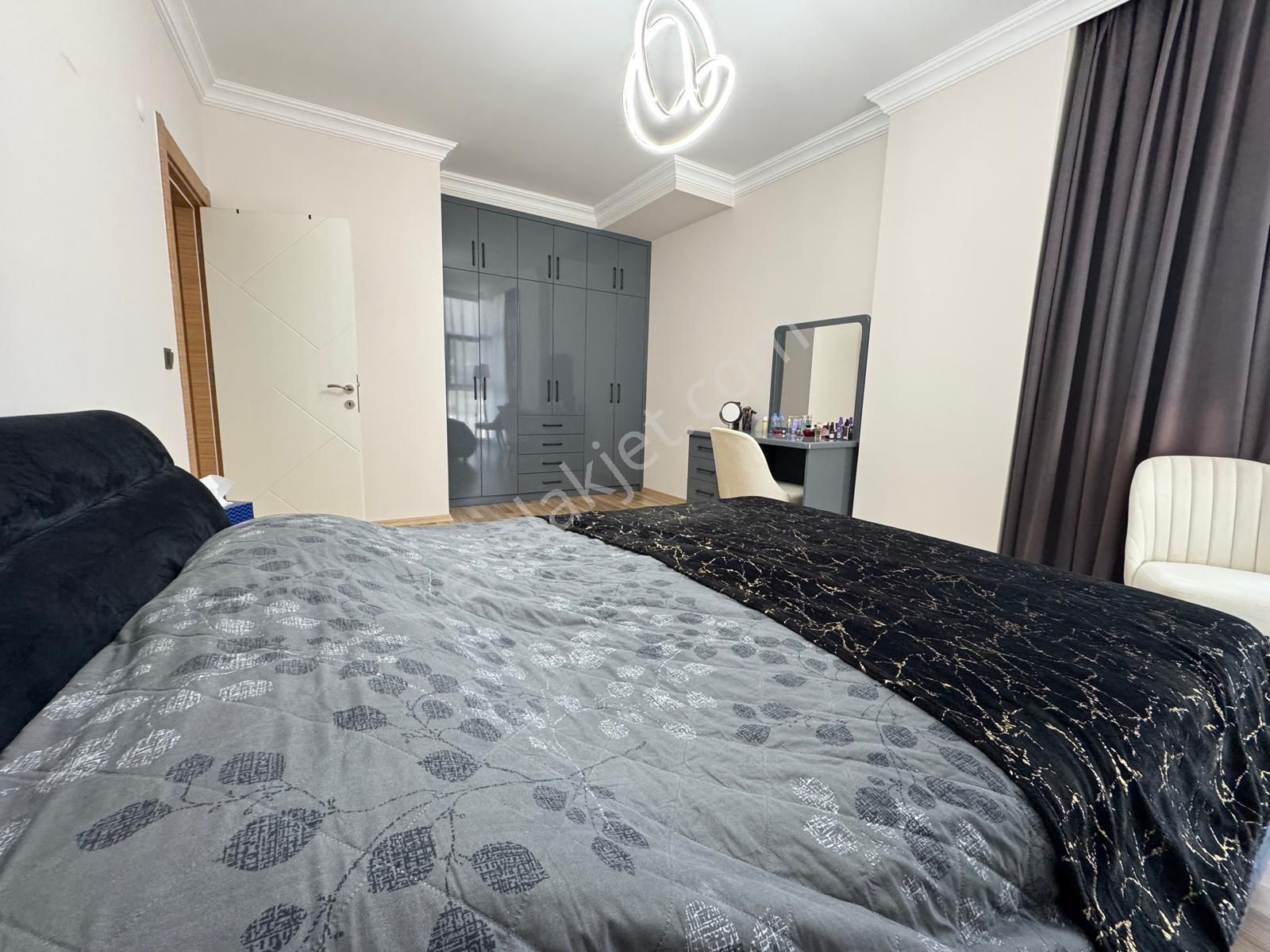 Alanya Oba Mahallesinde Lüks Eşyalı Dubleks Kaçırılmaz Fırsat Satılık Daire - Görsel 9