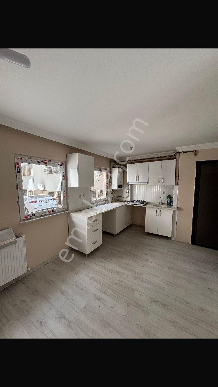 Alipaşa Sıfır 2+1 80m2 Girişkat Satılık Daire 2.150bin ₺