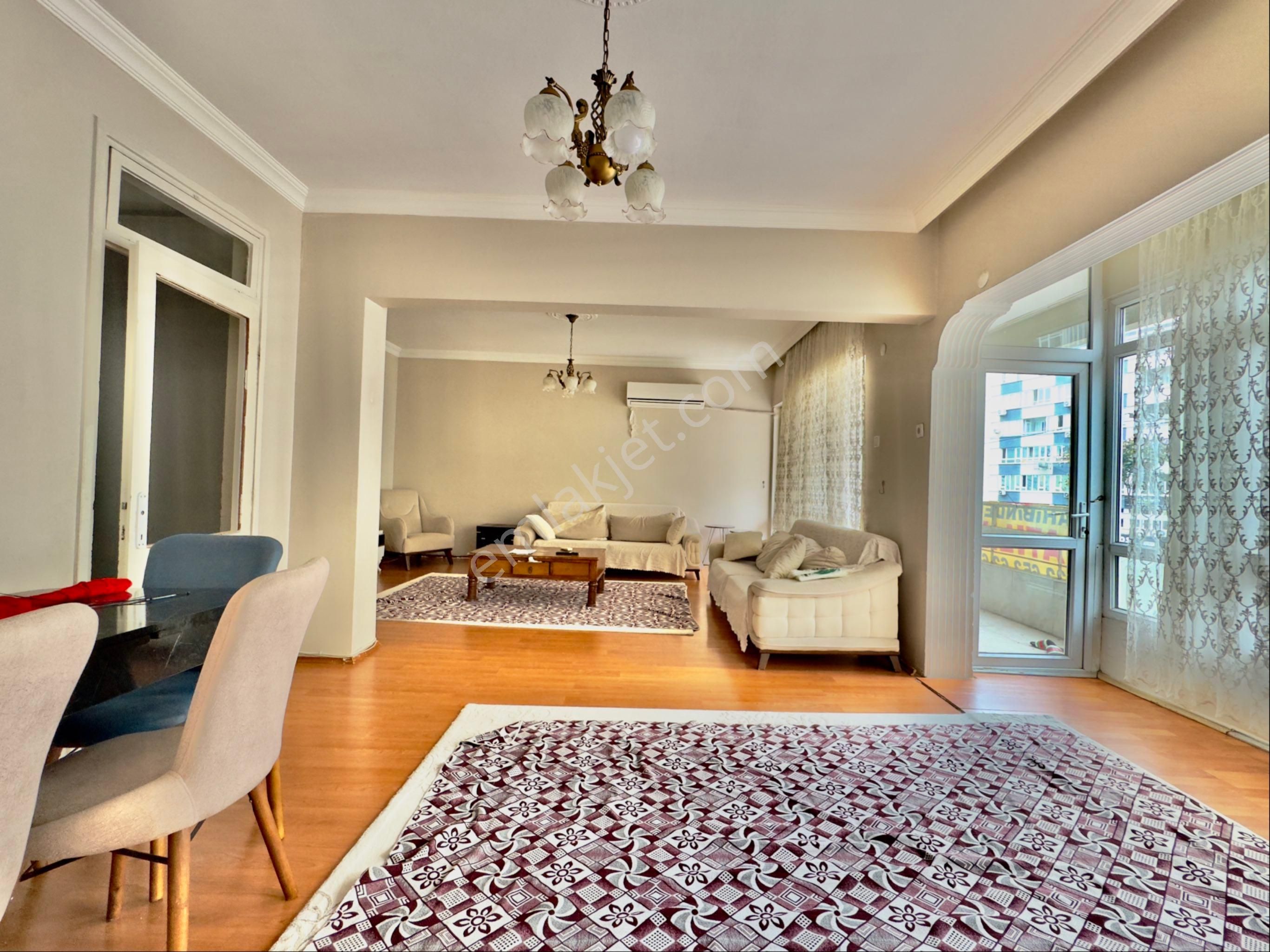 Antalya Muratpaşa Şarampol Cad. Konum Harikası 3+1 Satılık Daire