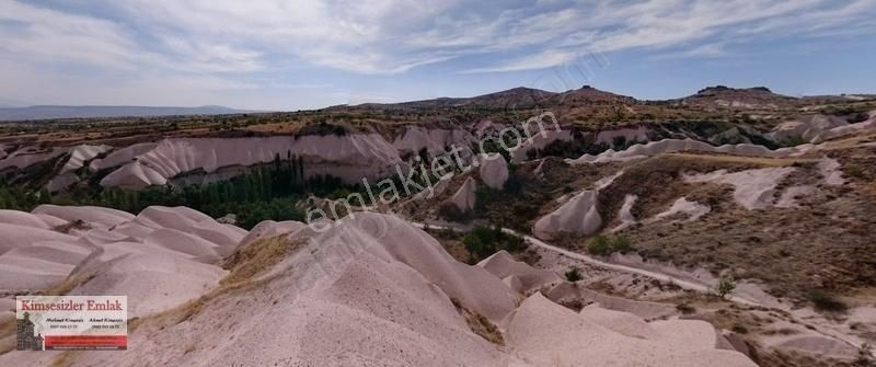Uçhisarın Gözdesi 680m2 Doğa Harikası Peri Bacaları İçi Meyvelik