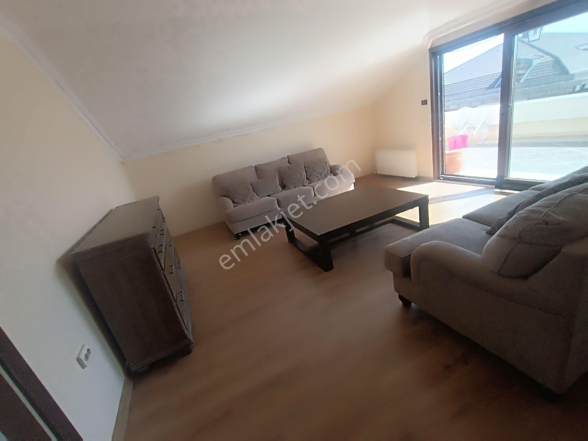 Florya Da Keyifli Teraslı Kiralık