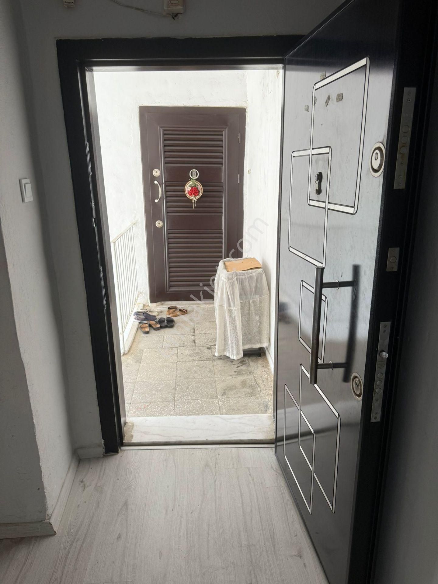 Ergünden Güneykentte İçerisi Yapılı Kiralık 3+1 Daire