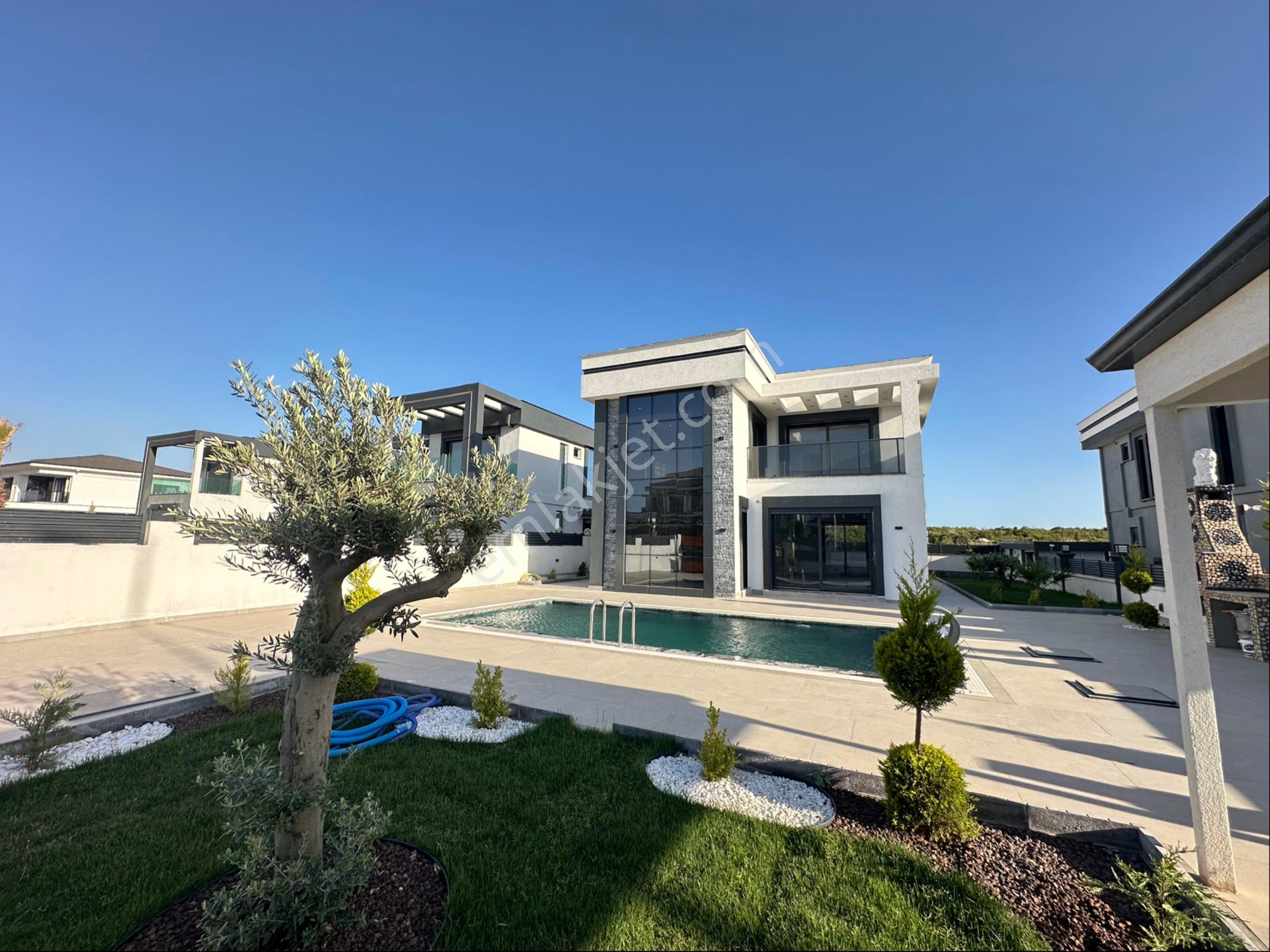Didim Efelerde Satılık 500 M2 Arsa İçi 4+1 Havuzlu-otoparklı Villa - Görsel 15