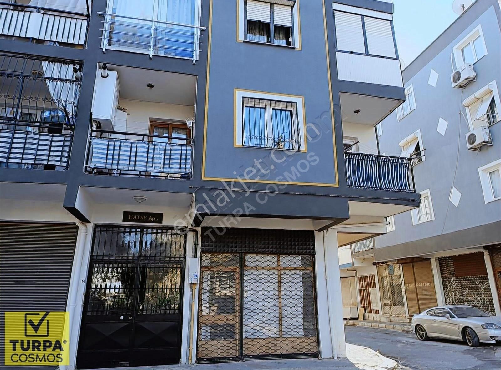 İzmir Karabağlar Selvili De 3+1ara Kat Doğalgazlı Geniş Daire