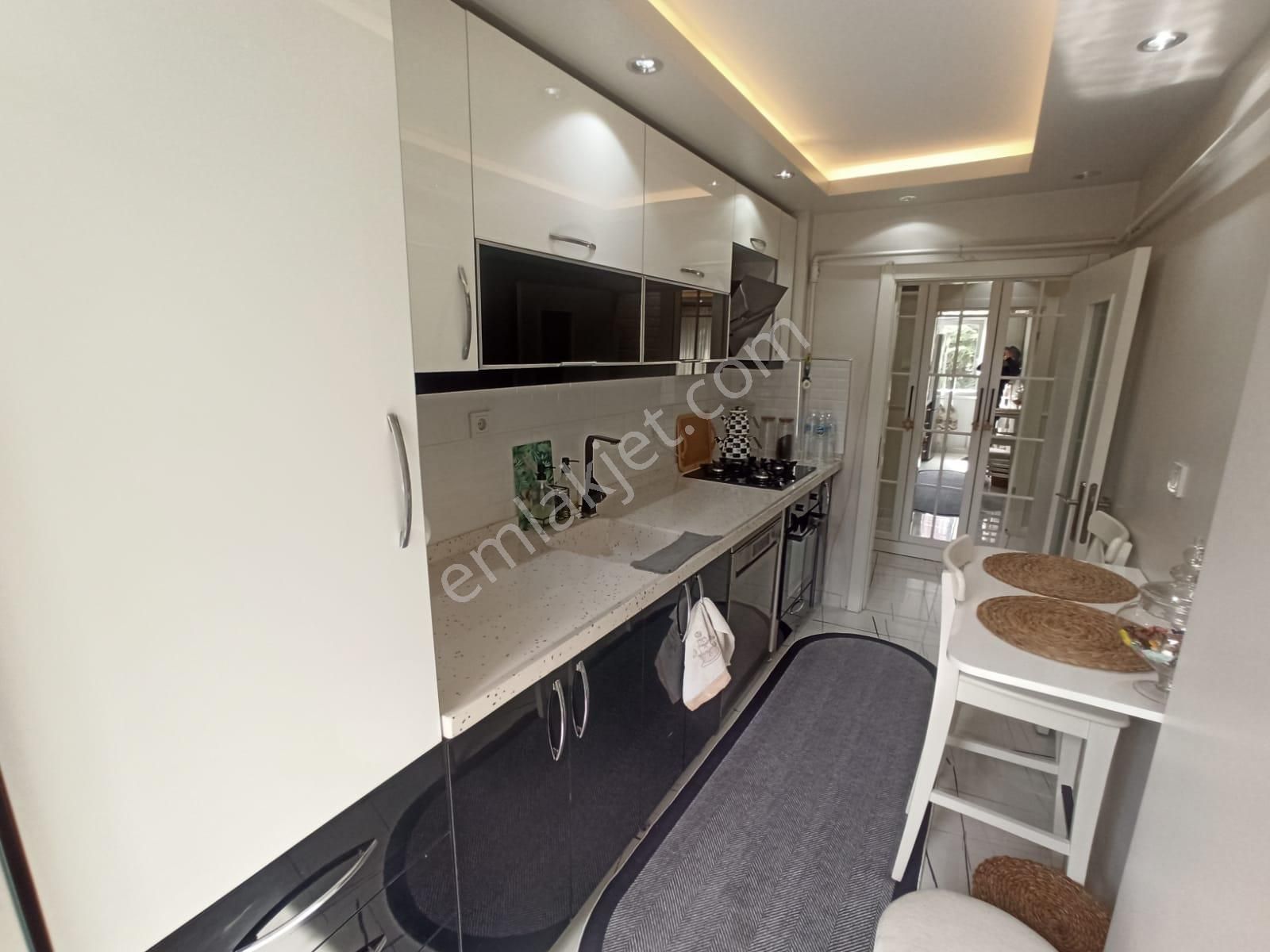 Tandoğan Mahallesinde 2+1 Bağımsız Full+full Yapılı Satılık Daire