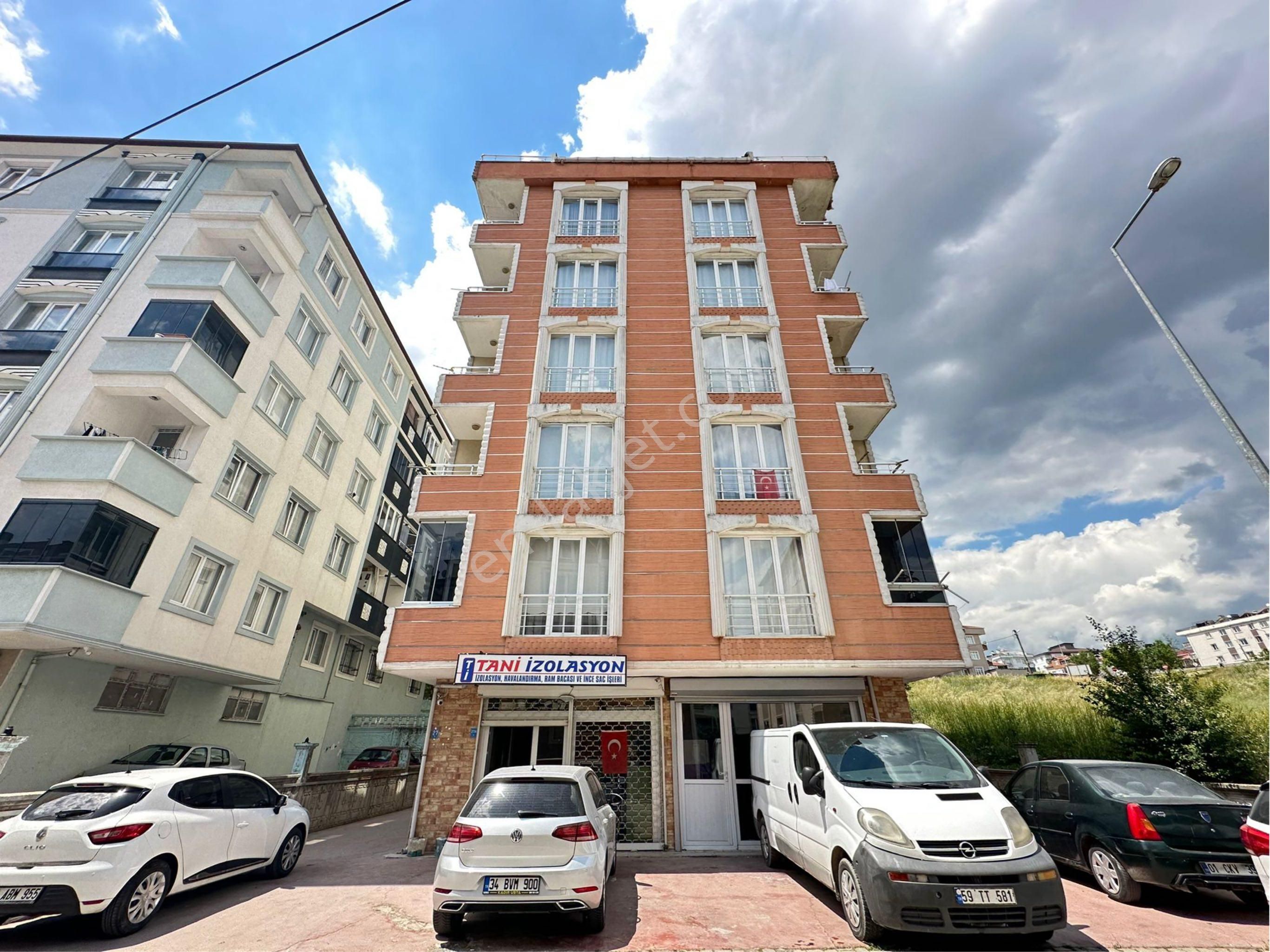 Çerkezköy Bağlık Olullar Bölgesinde 3+1 İskanlı Satılık Daire